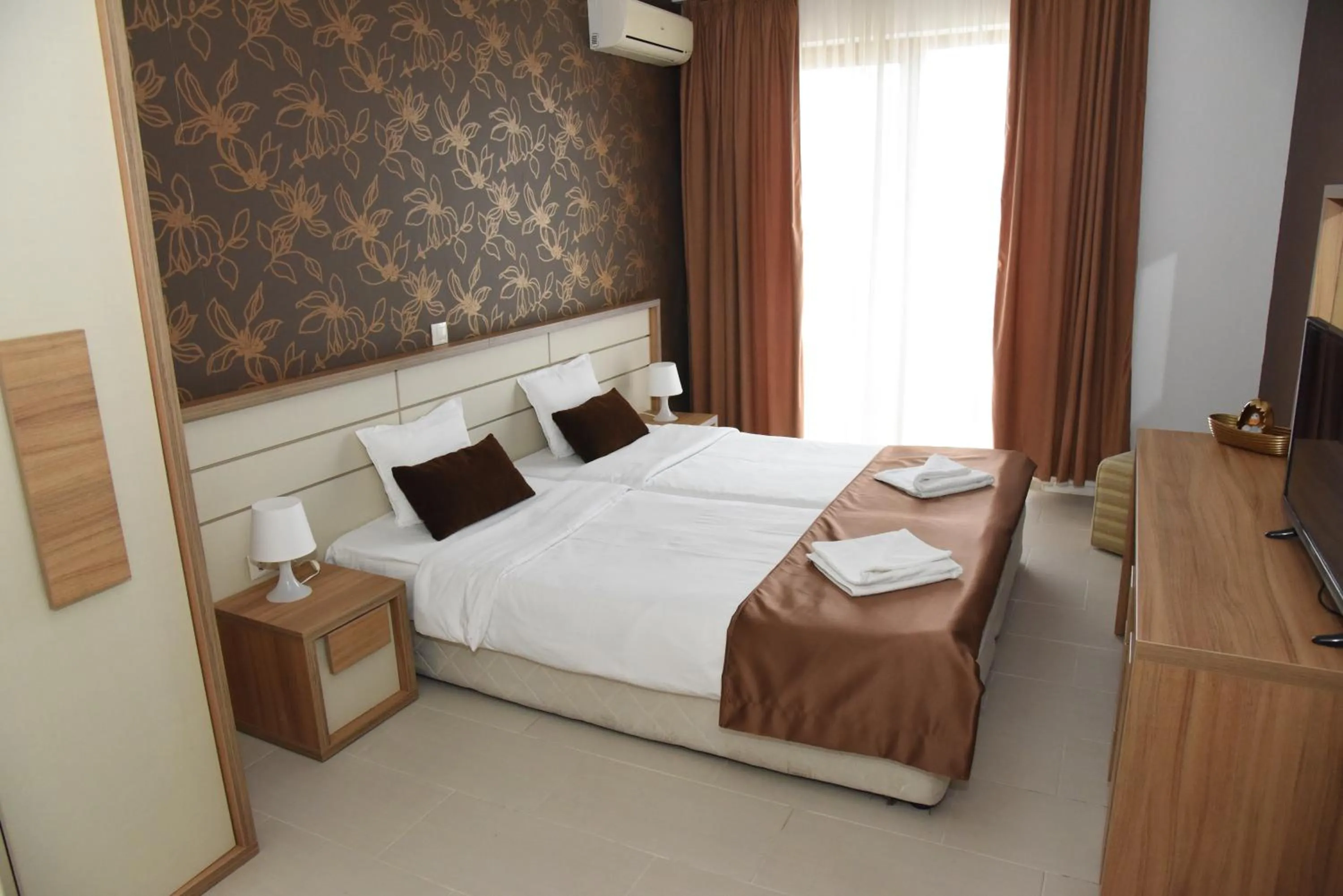 Bedroom, Bed in Hotel Paradise Garden