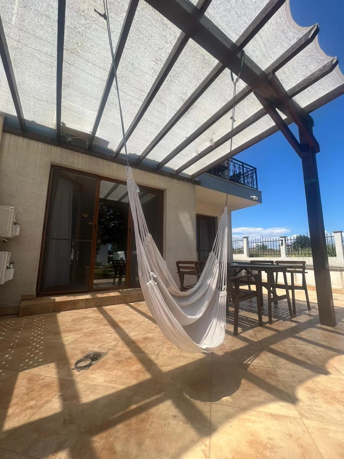 Patio in Hotel Paradise Garden