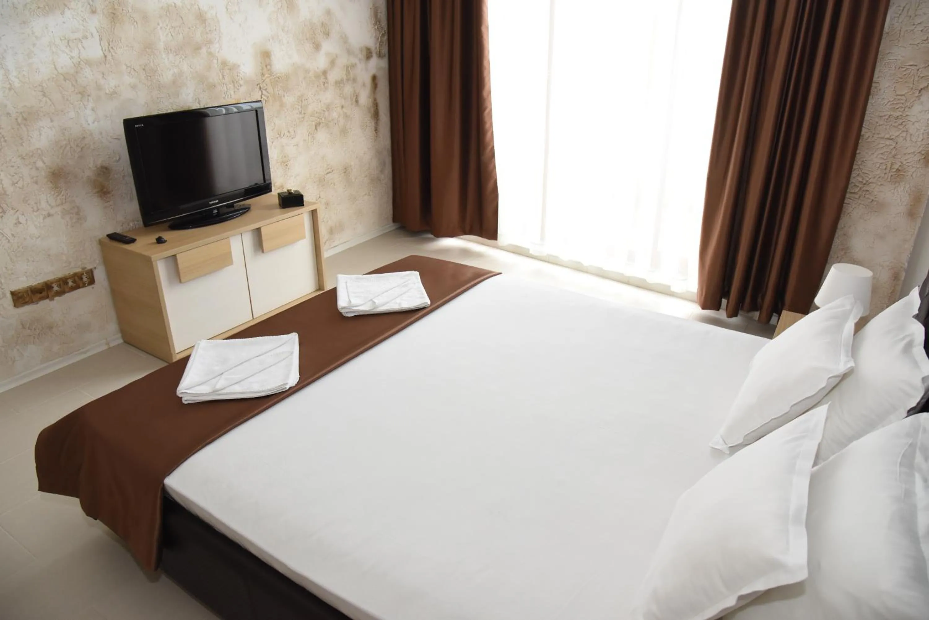 Photo of the whole room, Bed in Hotel Paradise Garden