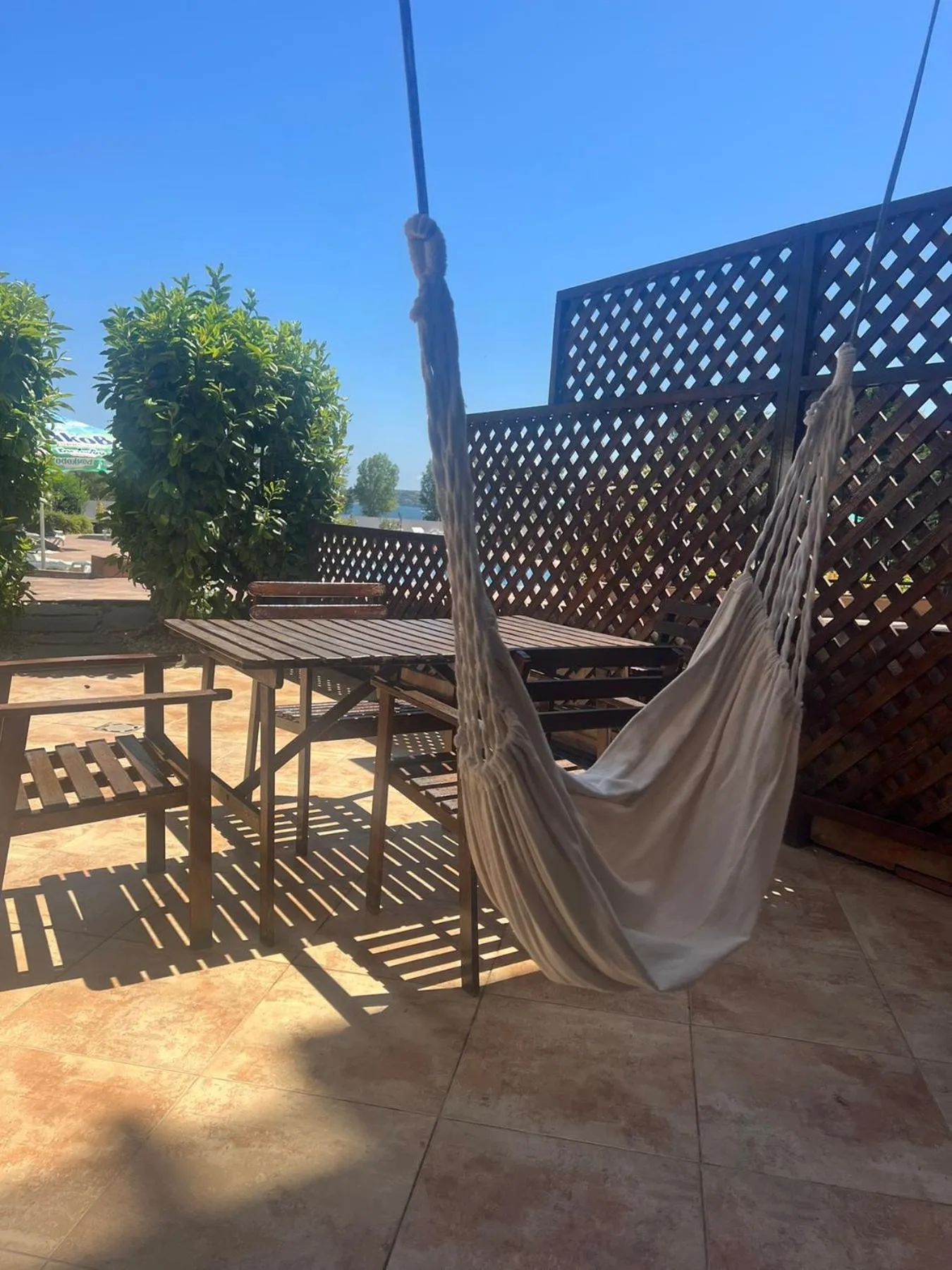Patio in Hotel Paradise Garden