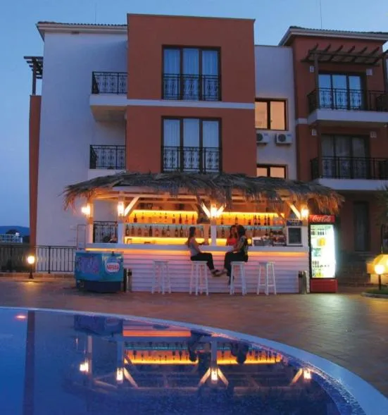 Property building in Hotel Paradise Garden