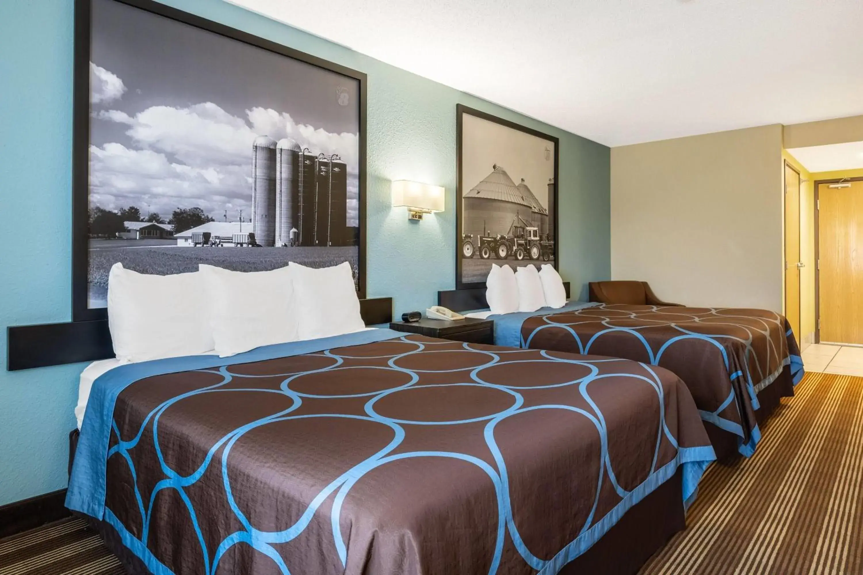 Bed in Super 8 by Wyndham Osseo WI Bed in Super 8 by Wyndham Osseo WI