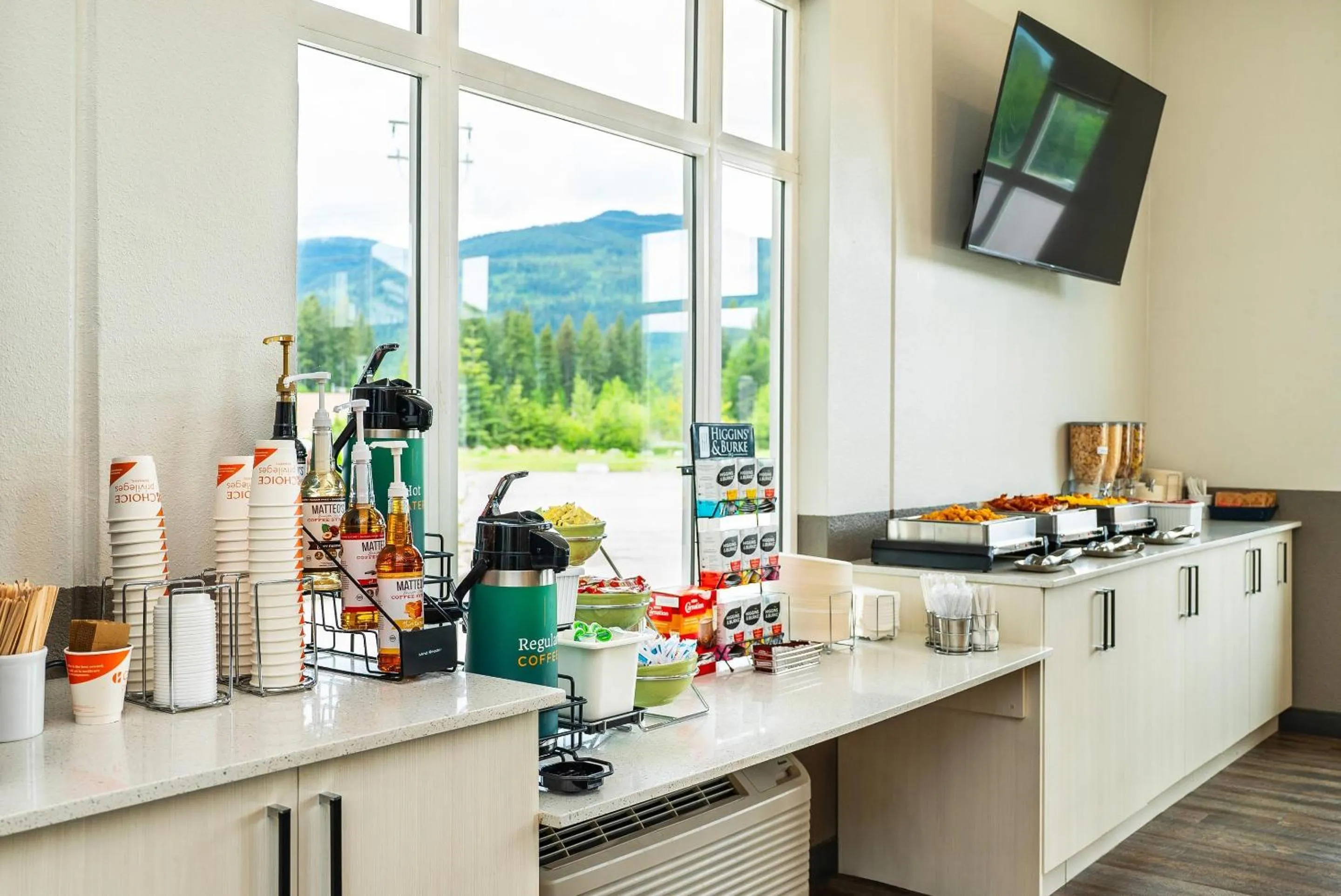 Breakfast in Quality Inn & Suites