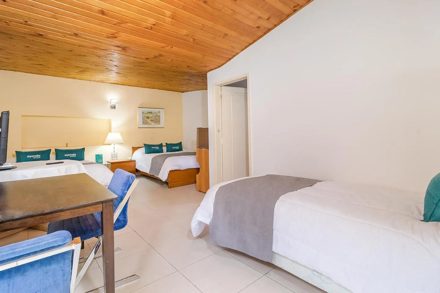 Bed in Hotel Calle 112