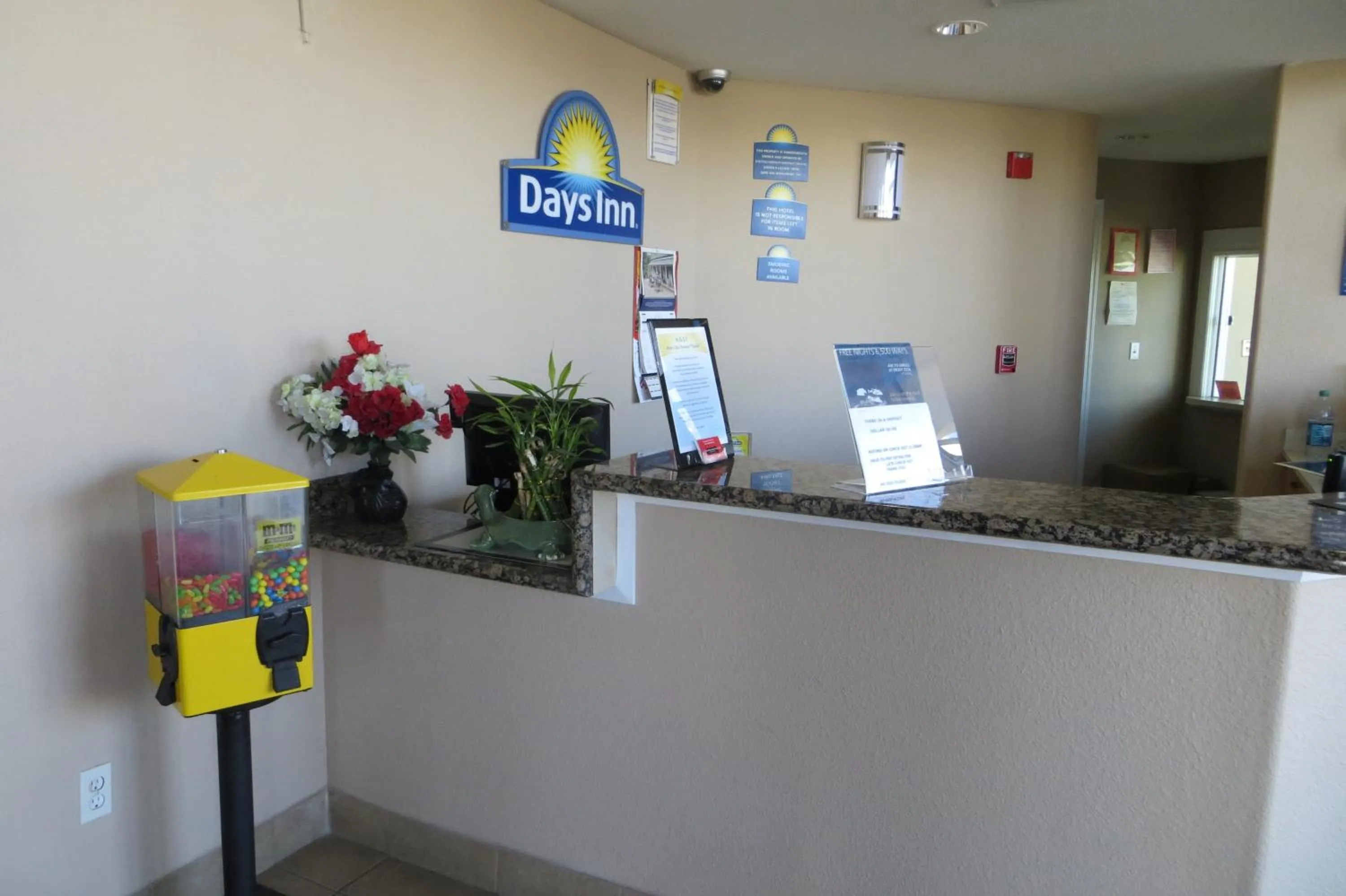 Lobby or reception in American Inn Stockton