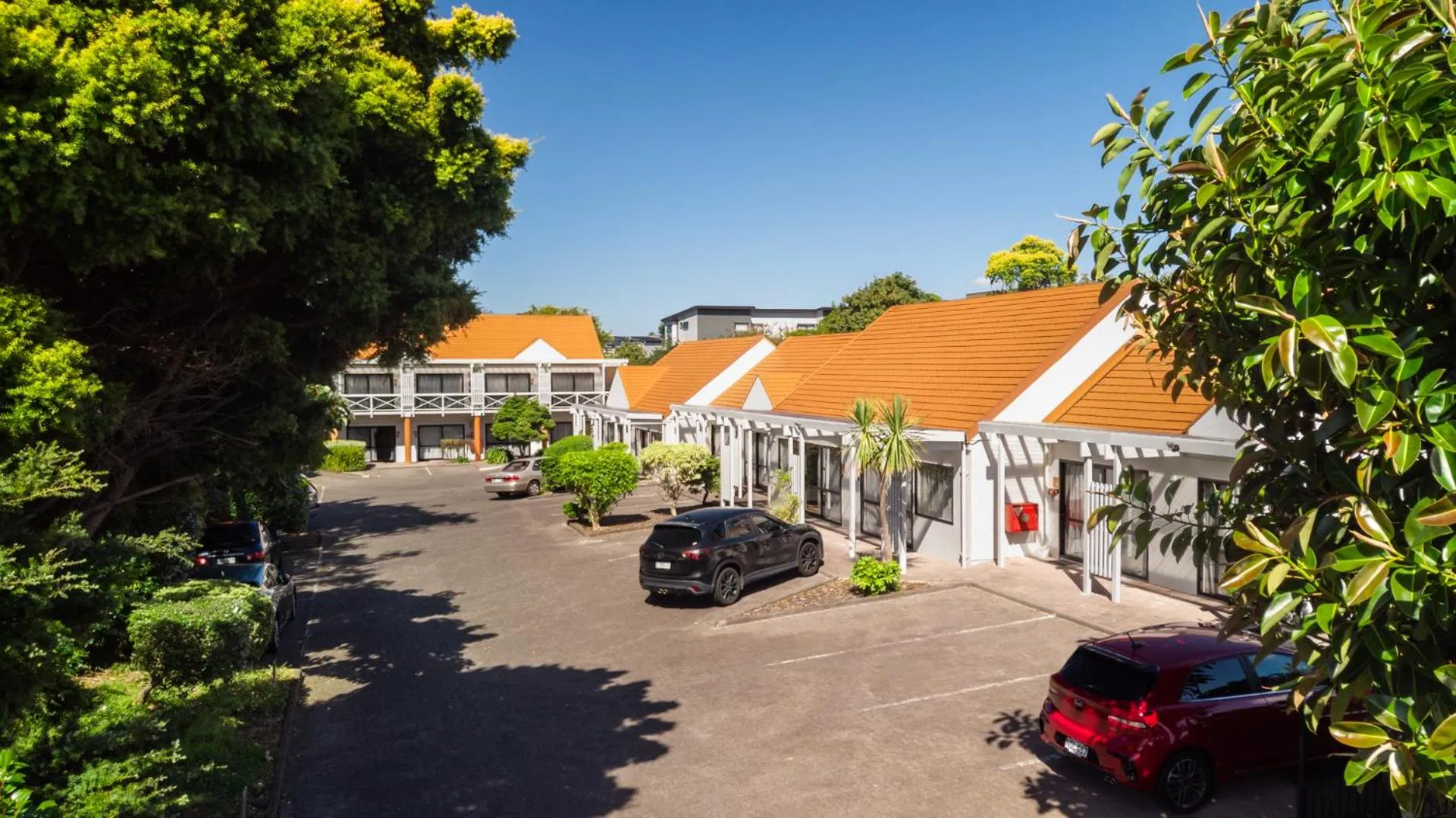 Property building in Mt Wellington Motel