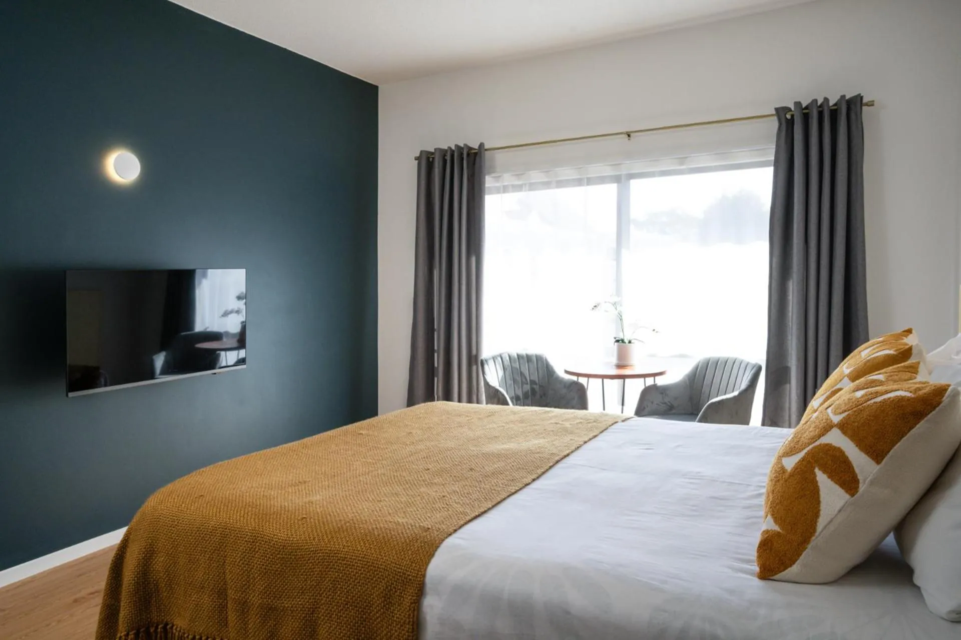 Bed in Mt Wellington Motel