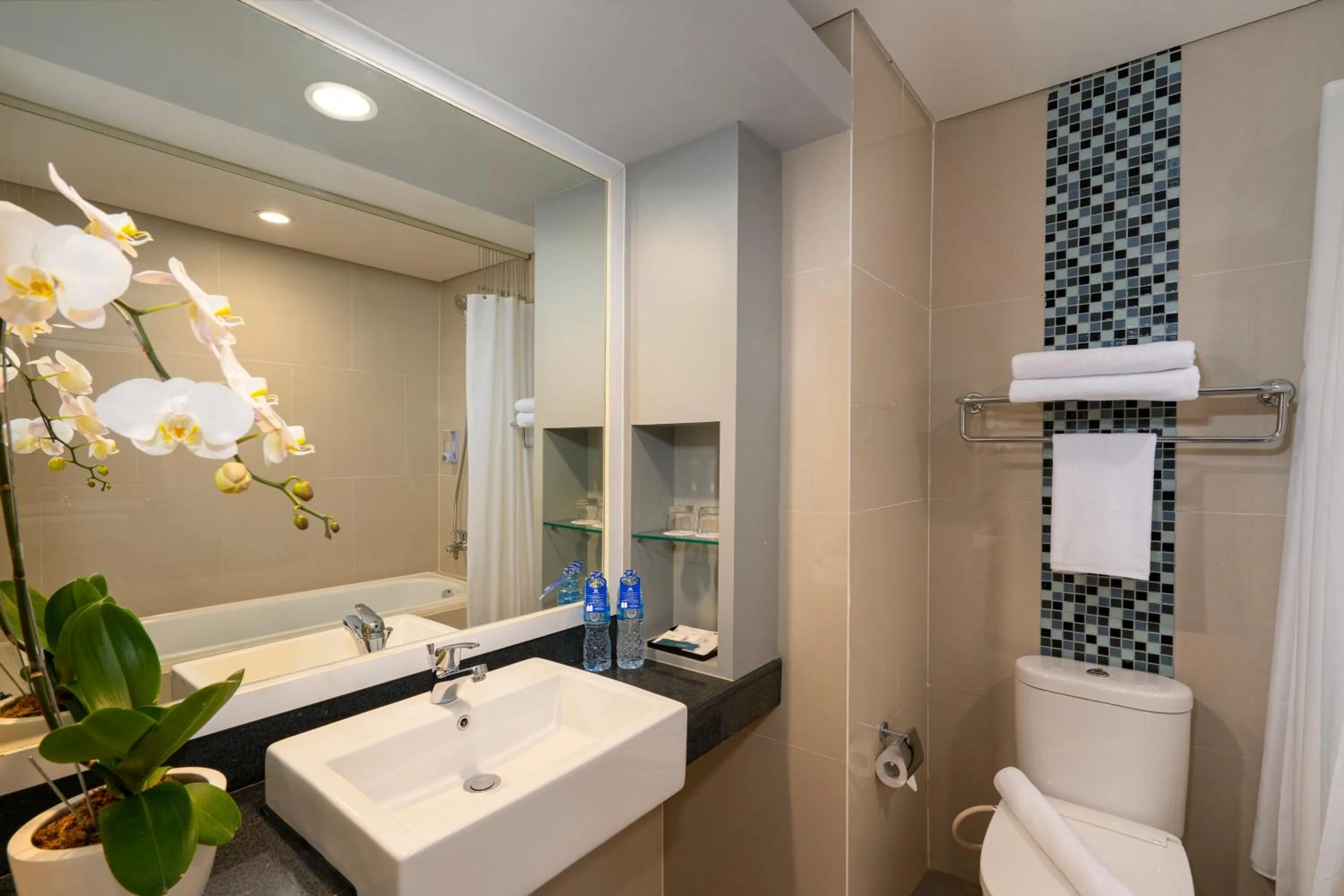 Bathroom in BATIQA Hotel & Apartments Karawang