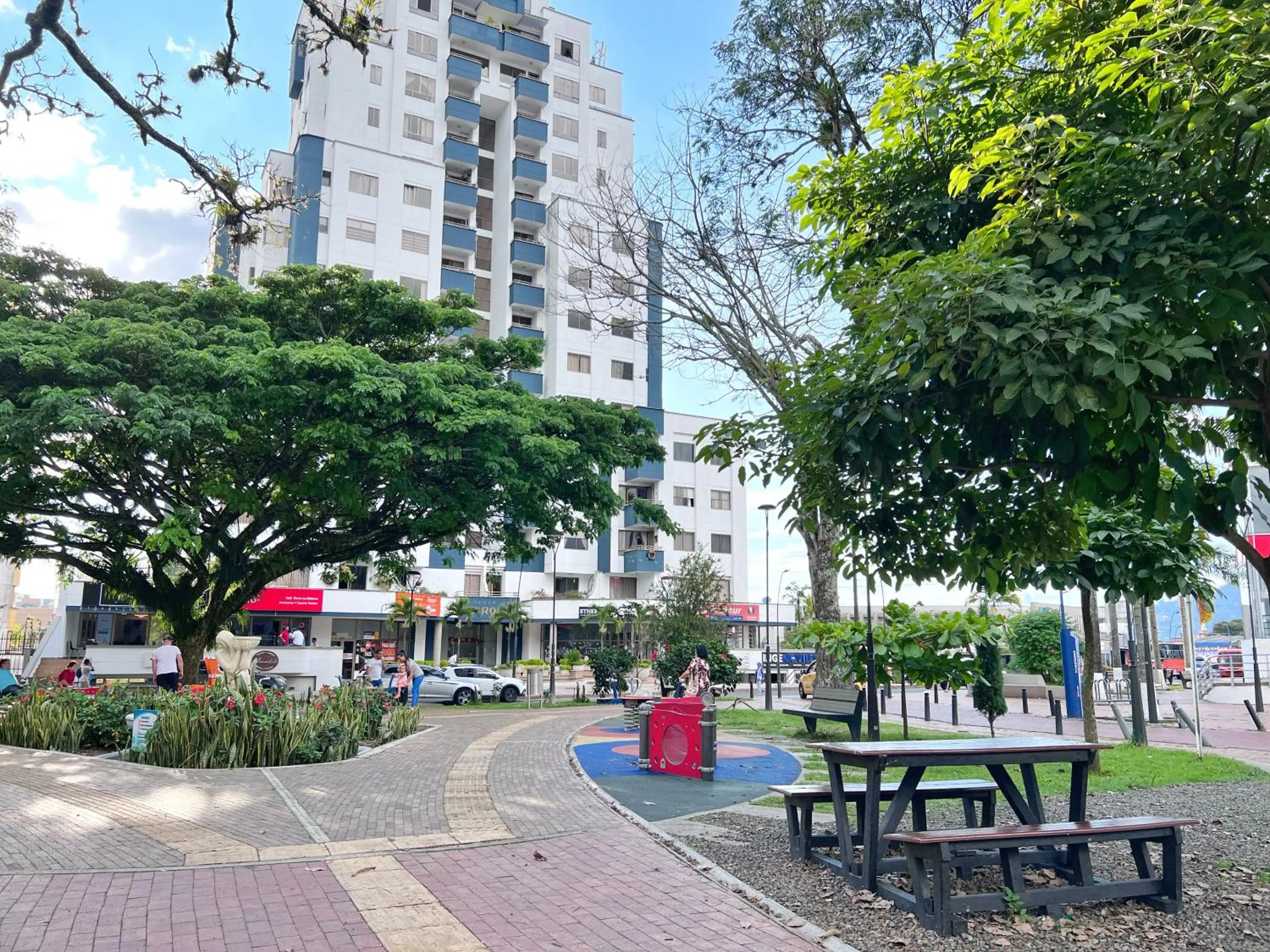 Apartamentos Zona Circunvalar Por Parceros Group