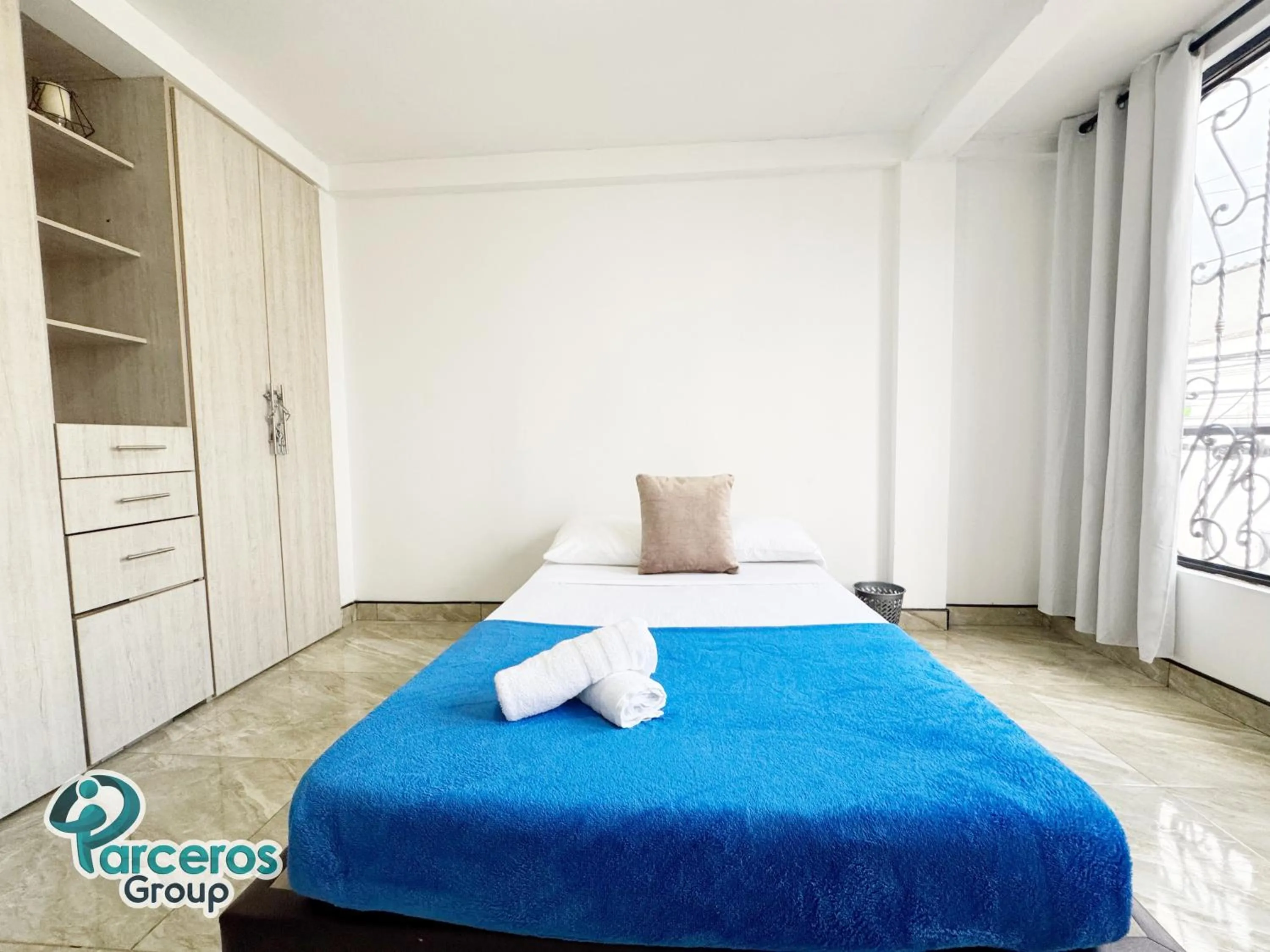 Bed in Apartamentos Zona Circunvalar Por Parceros Group