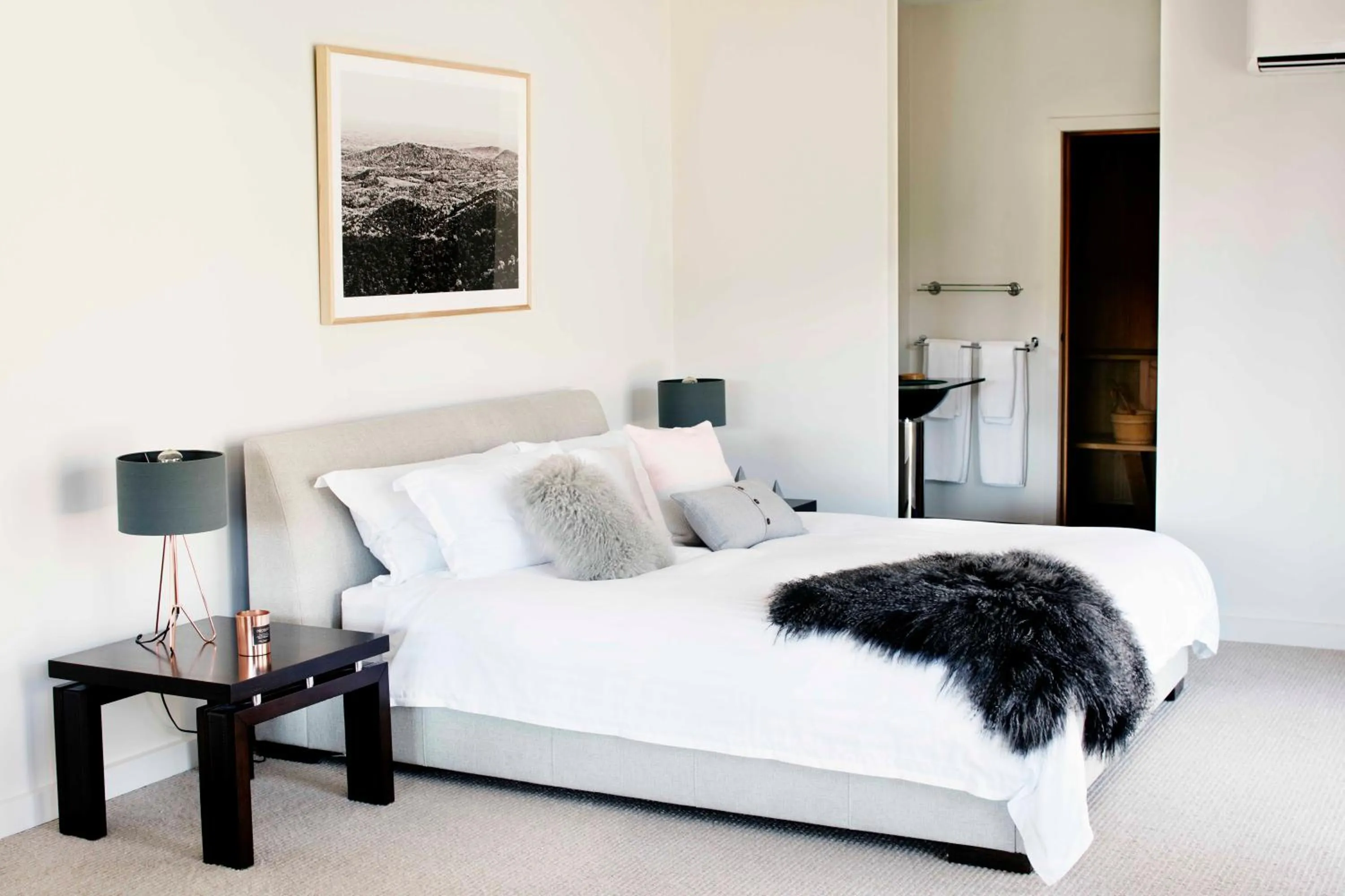 Bed in Polperro Villas