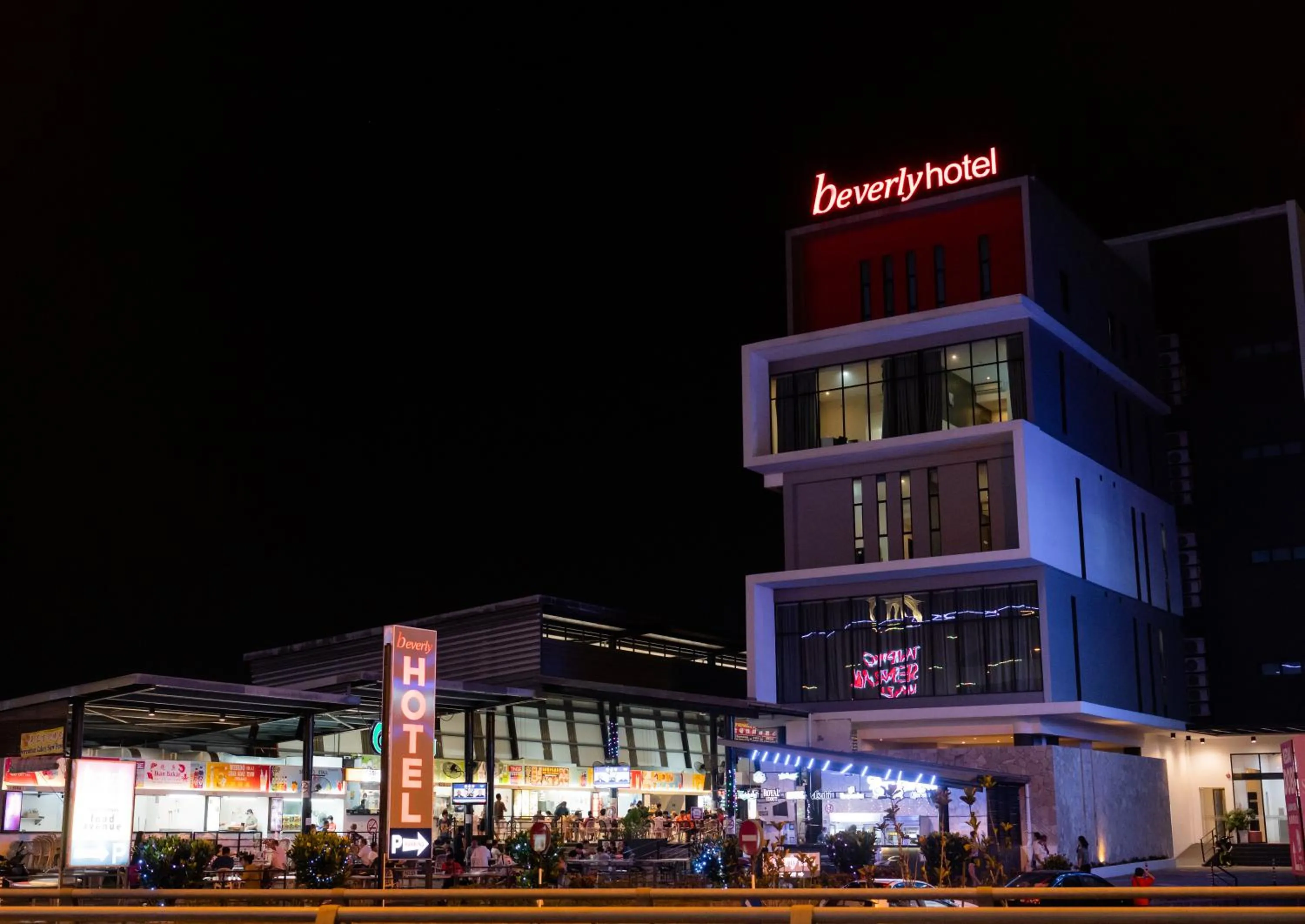 Property building in Beverly Hotel