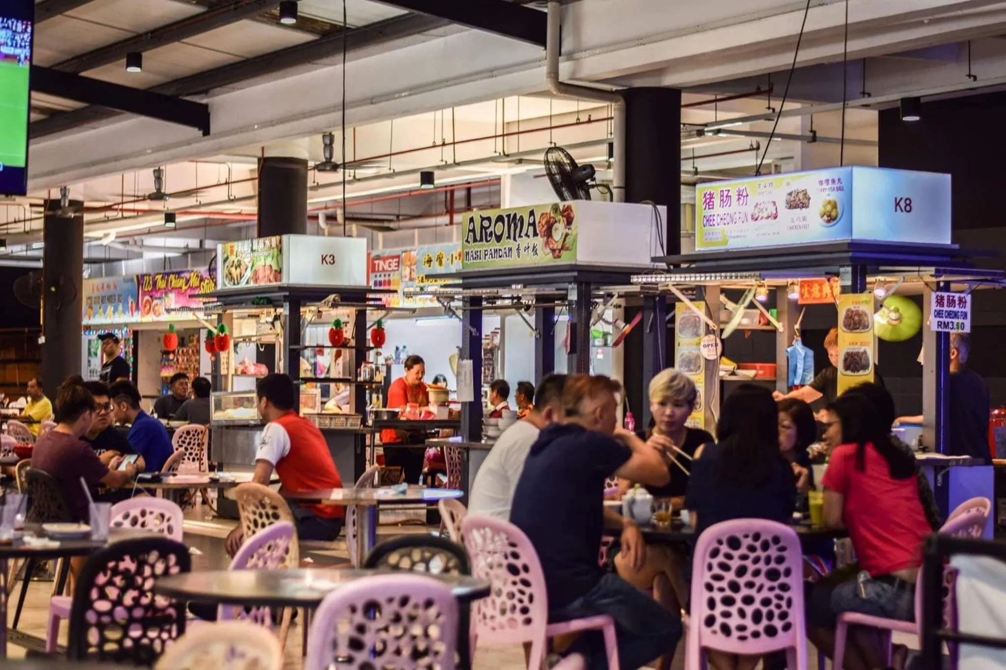 Restaurant/places to eat in Beverly Hotel