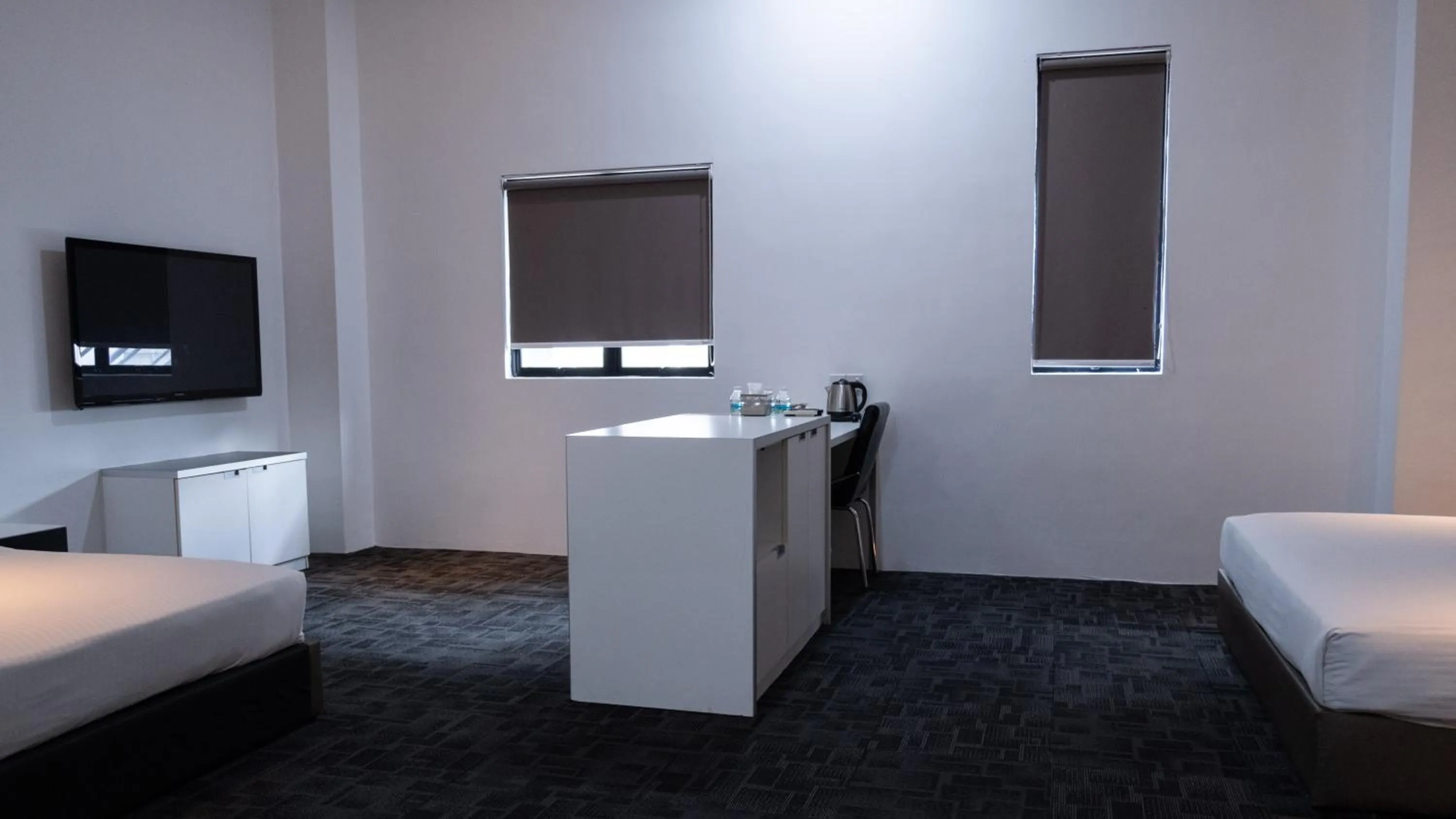 TV and multimedia, Bed in Beverly Hotel