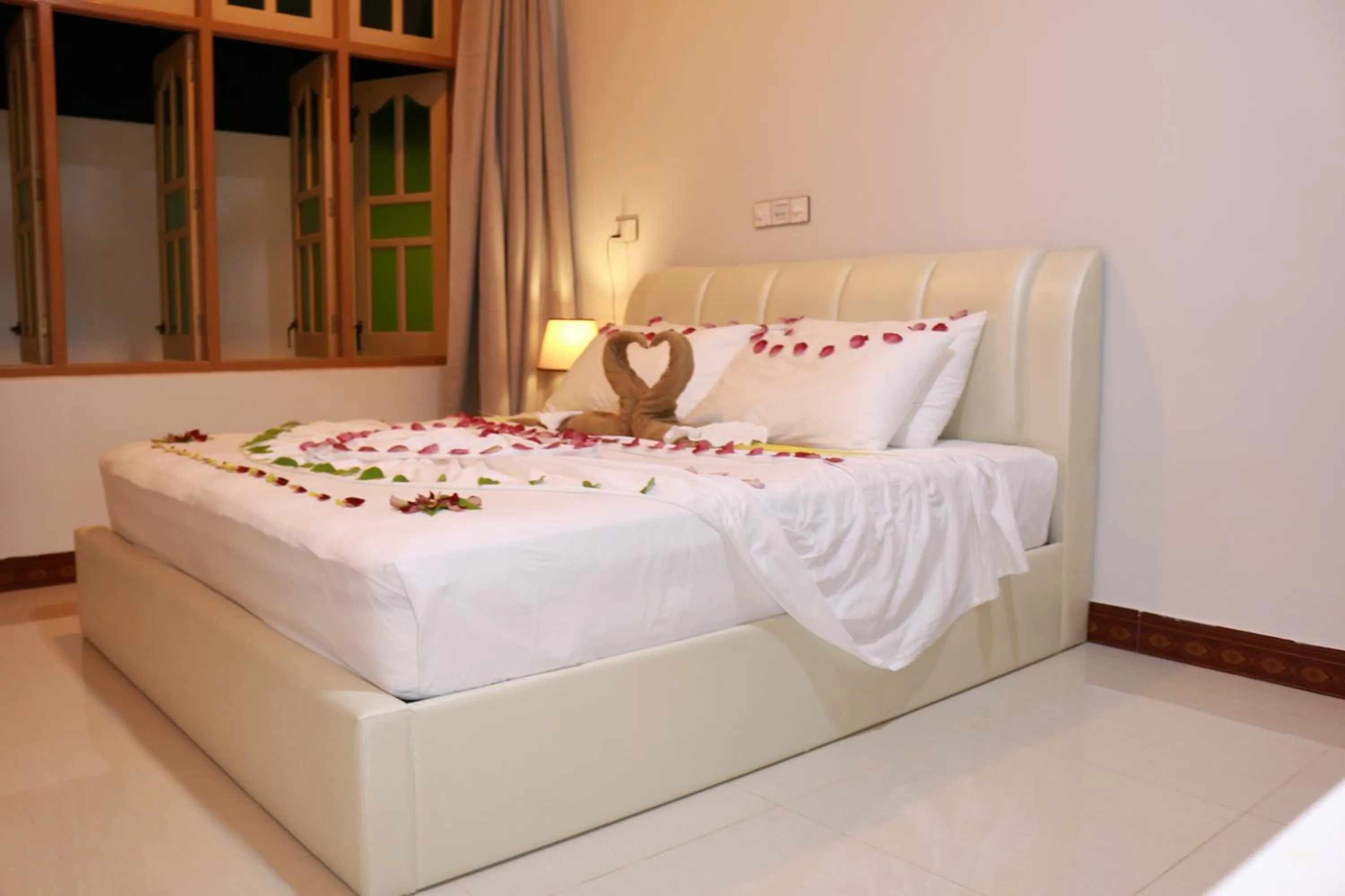 Oasis Village Fenfushi, Maldives
