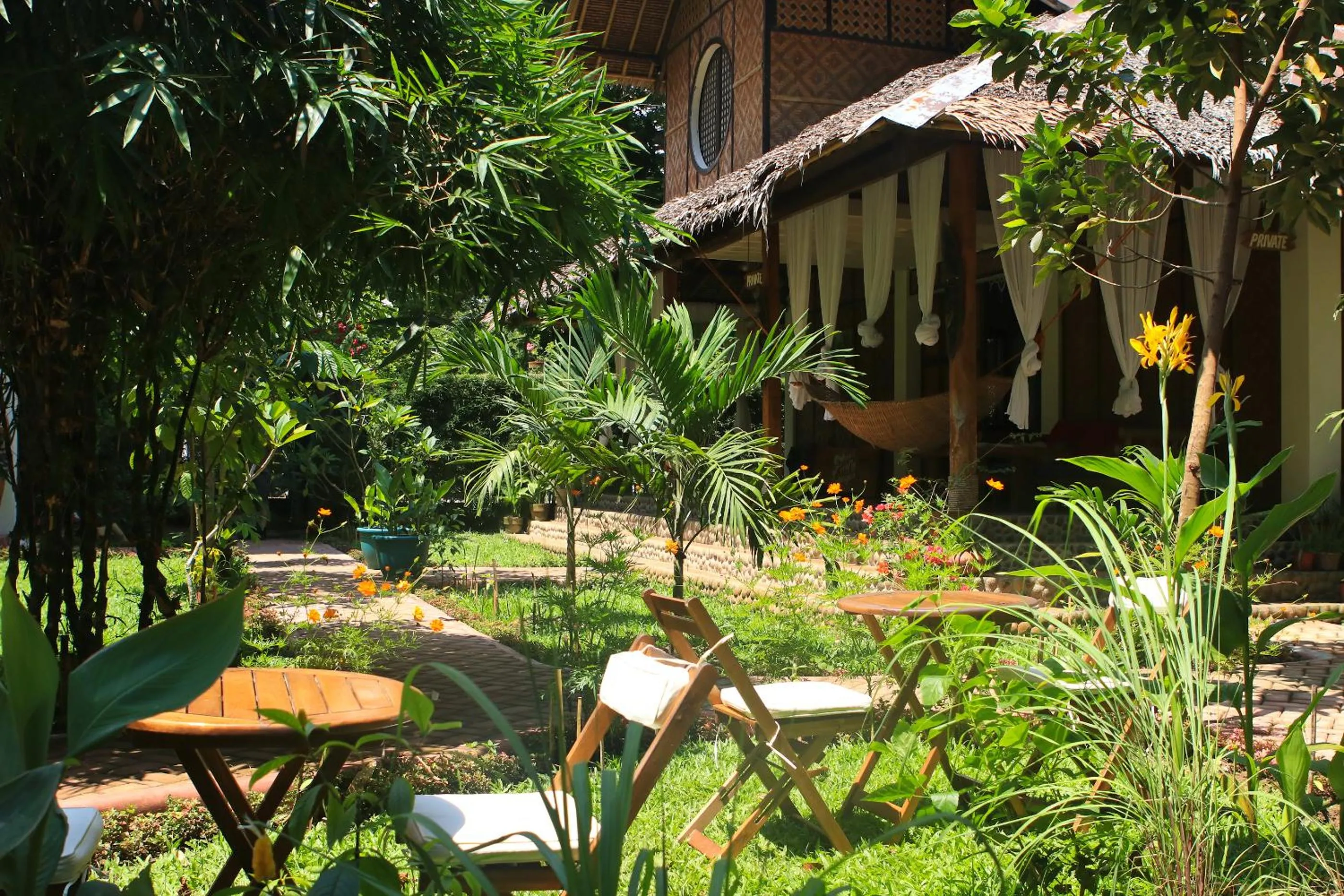 Day in Fox & The Firefly Cottages