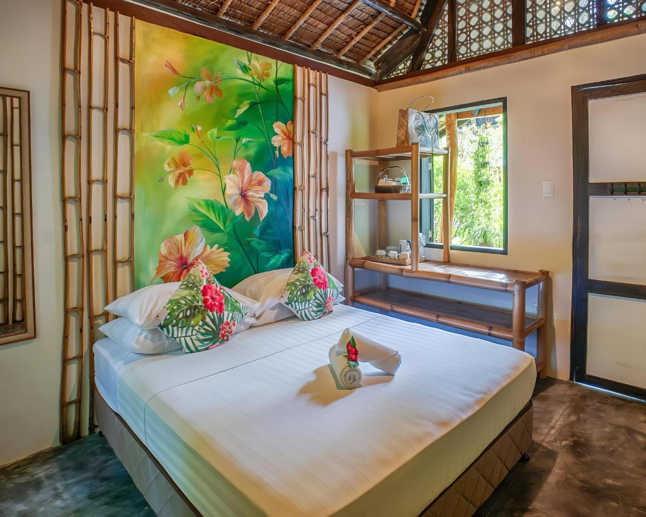 Bedroom, Bed in Fox & The Firefly Cottages