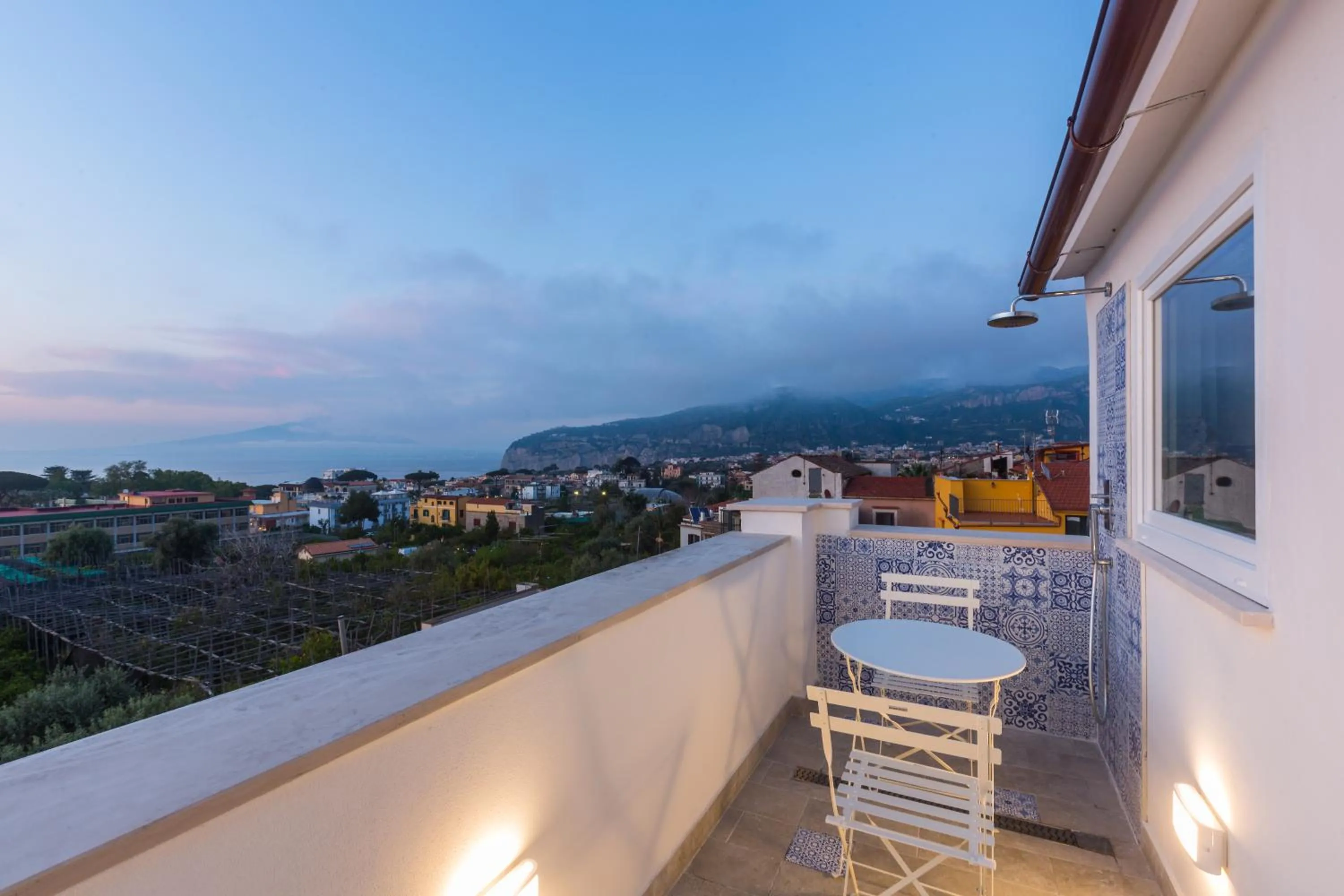 Patio in Beauty Home Sorrento