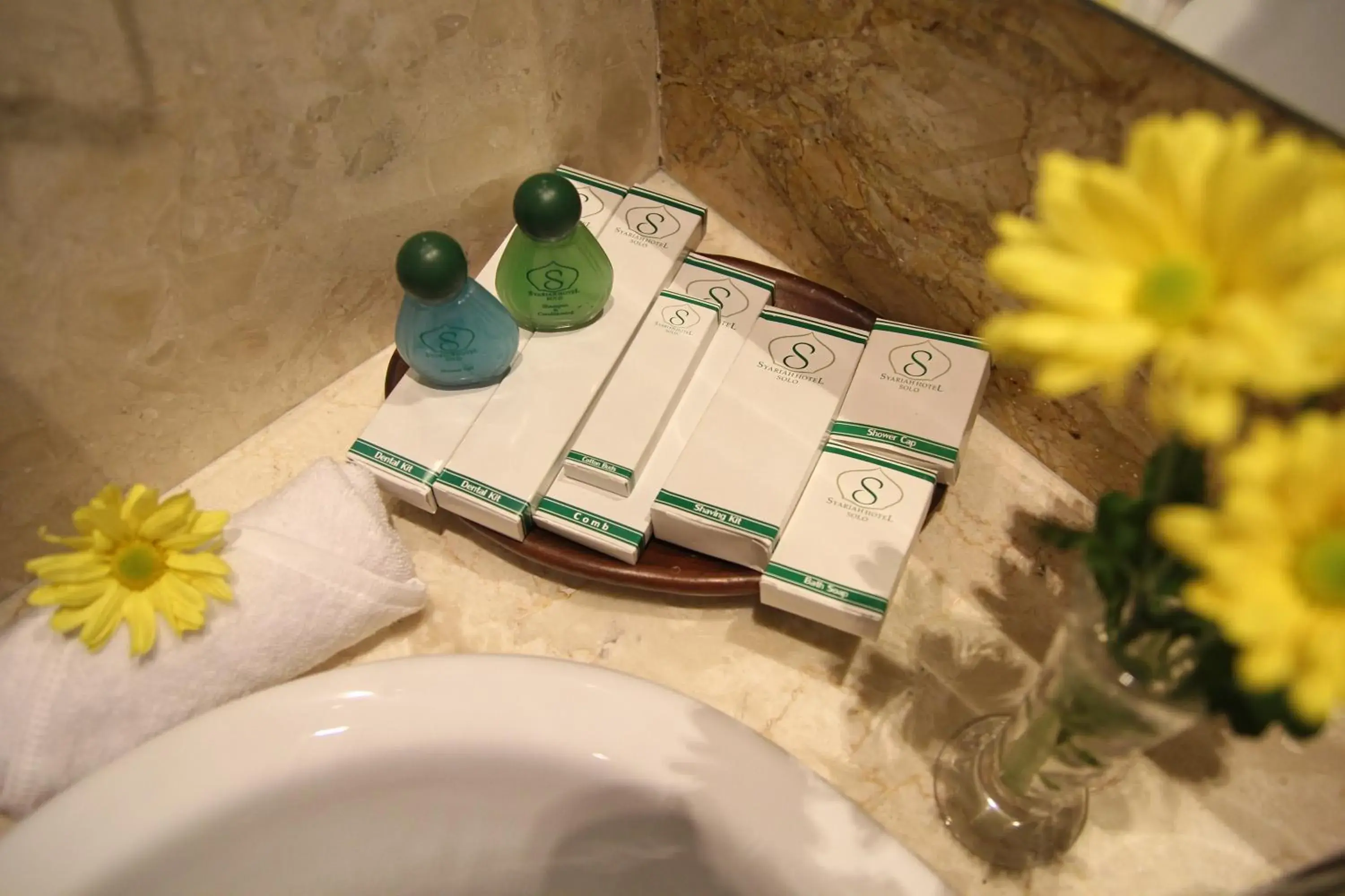 Bathroom in Lorin Syariah Solo Hotel Bathroom in Lorin Syariah Solo Hotel