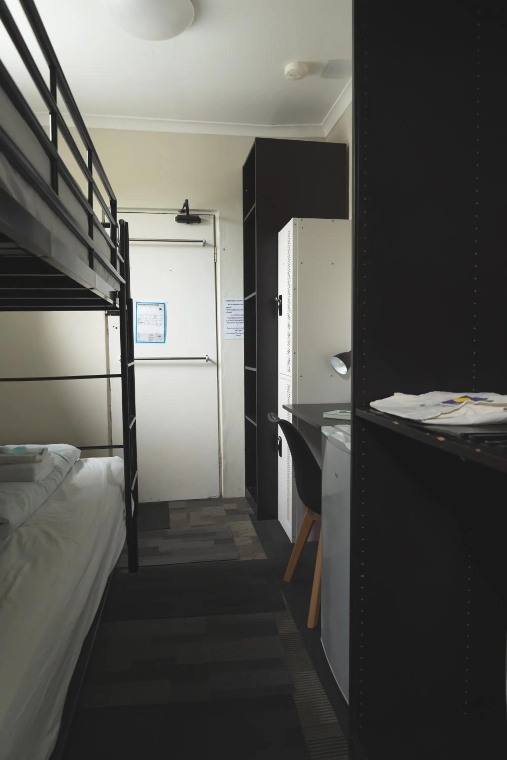 Bedroom, Bed in Manly Bunkhouse