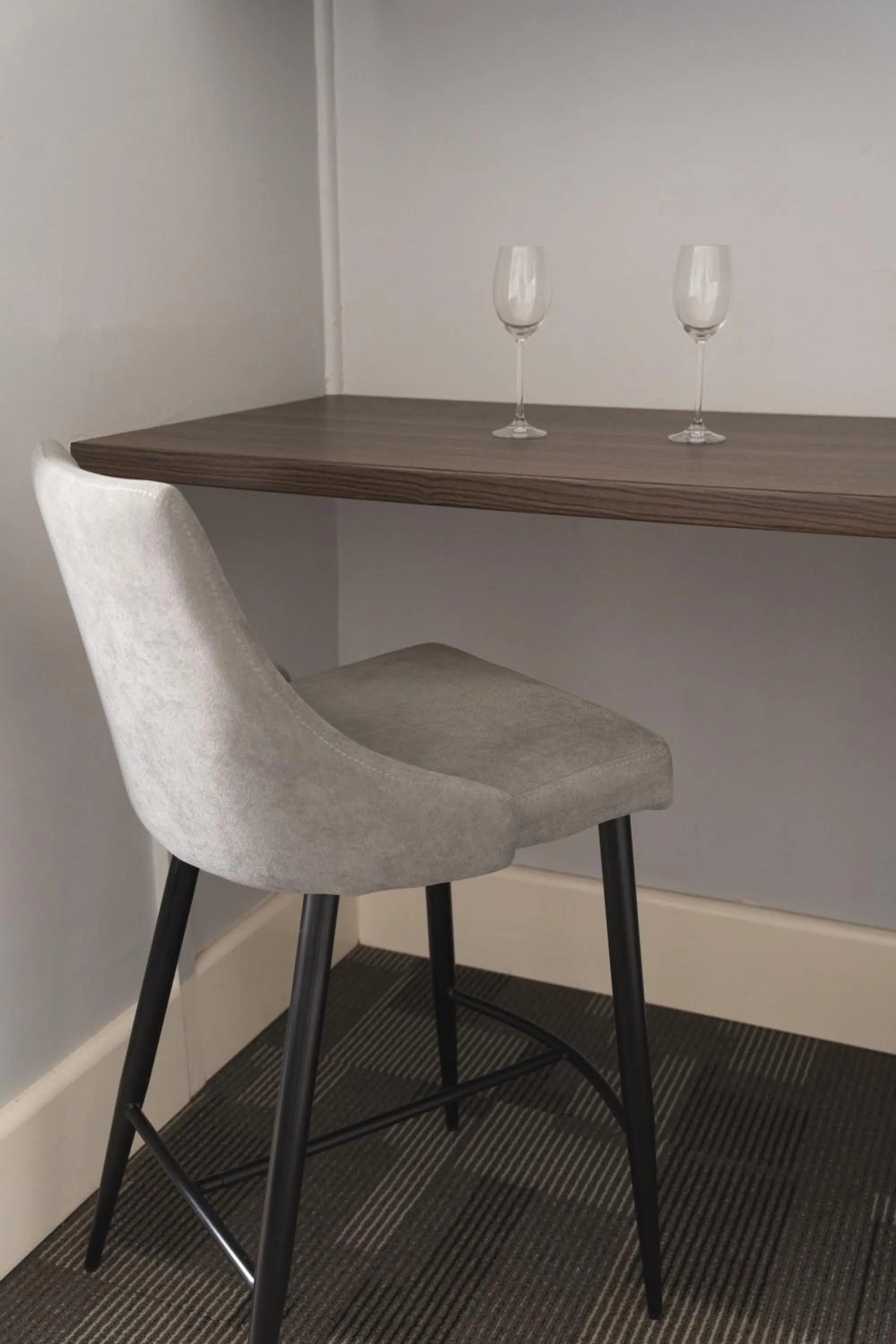 Dining area in Manly Bunkhouse