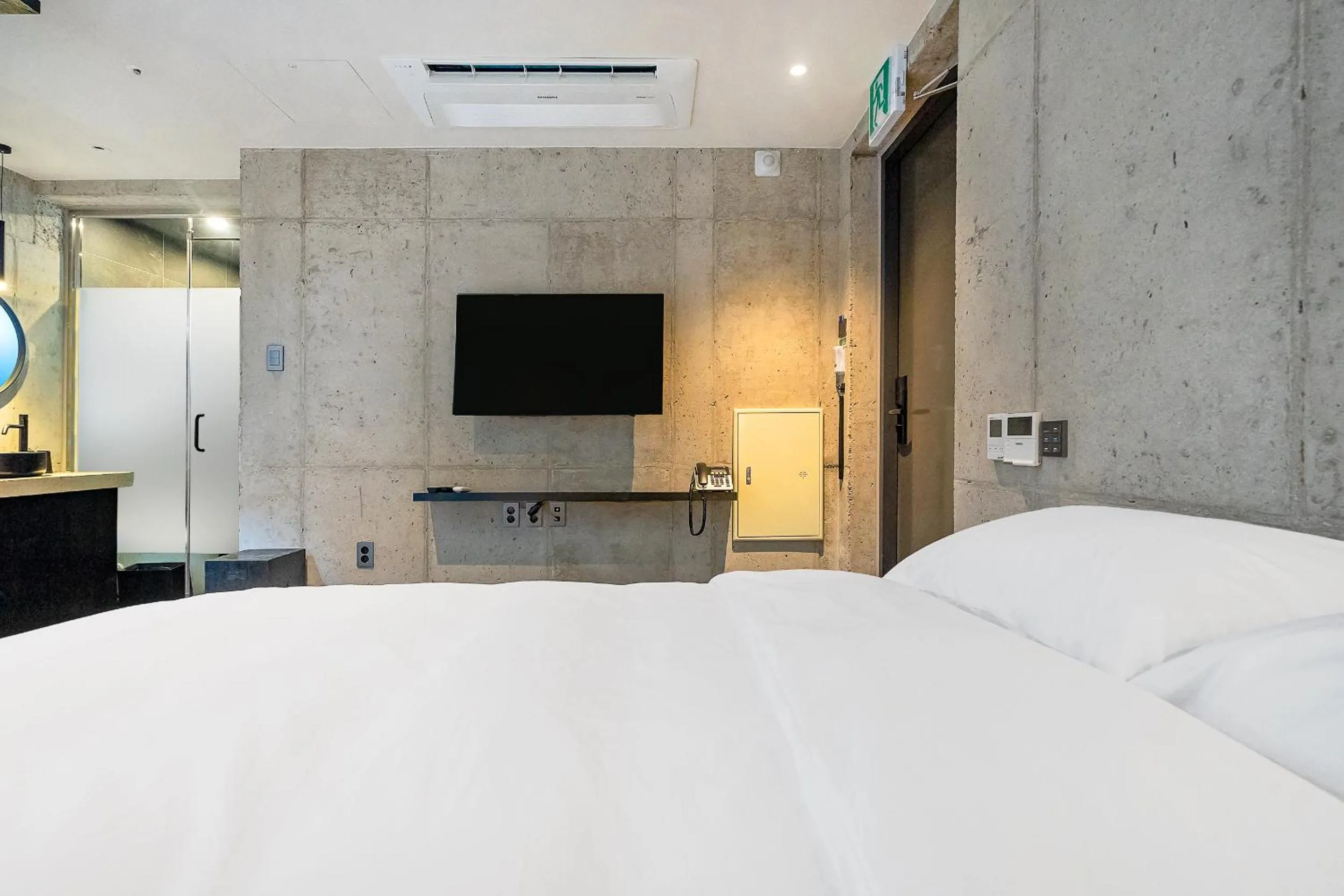 Bed in Ingu Stay