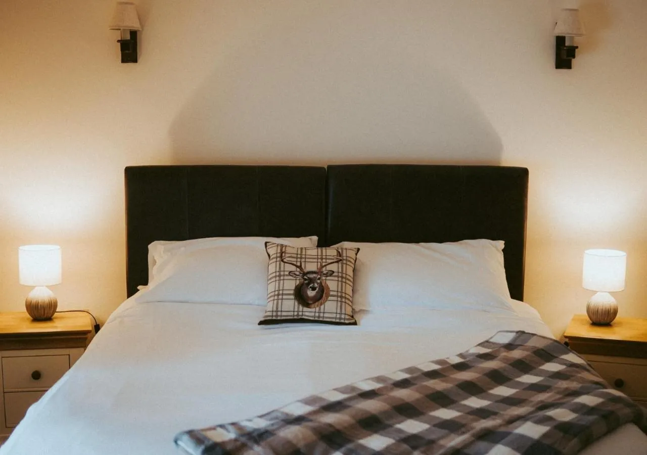 Bed in The Heathfield Inn