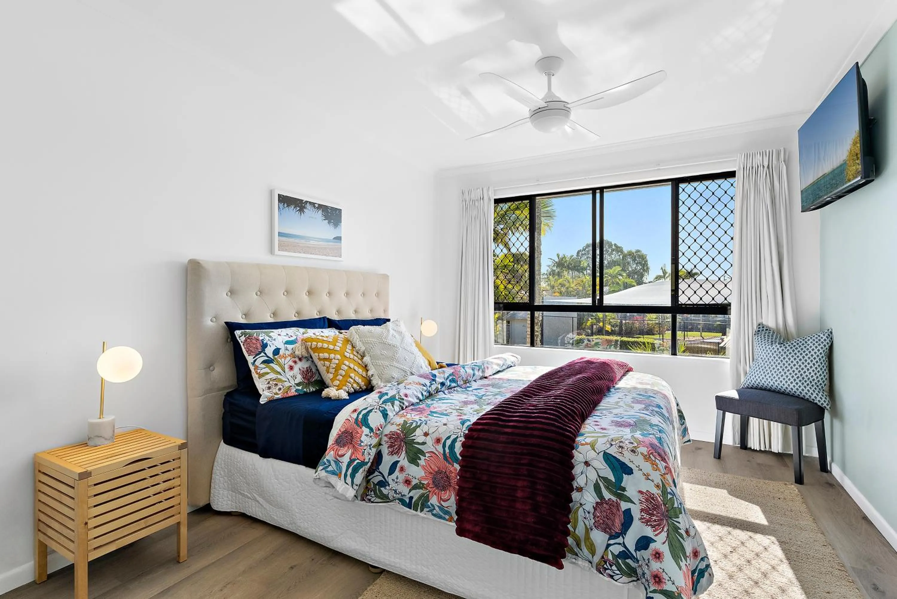 Sun Drenched Unit in Noosaville