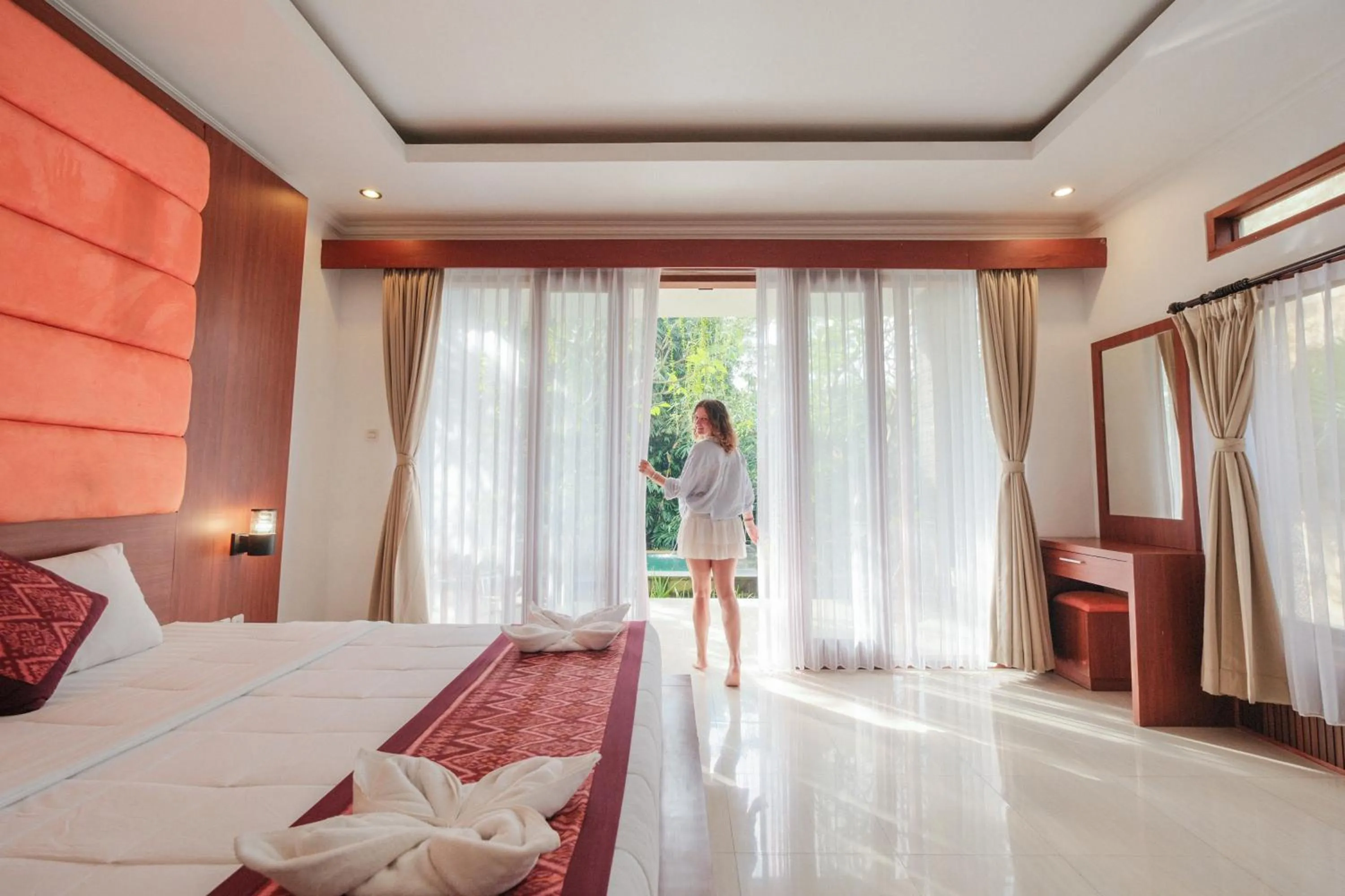 Adipana Bungalow-Balinese Room