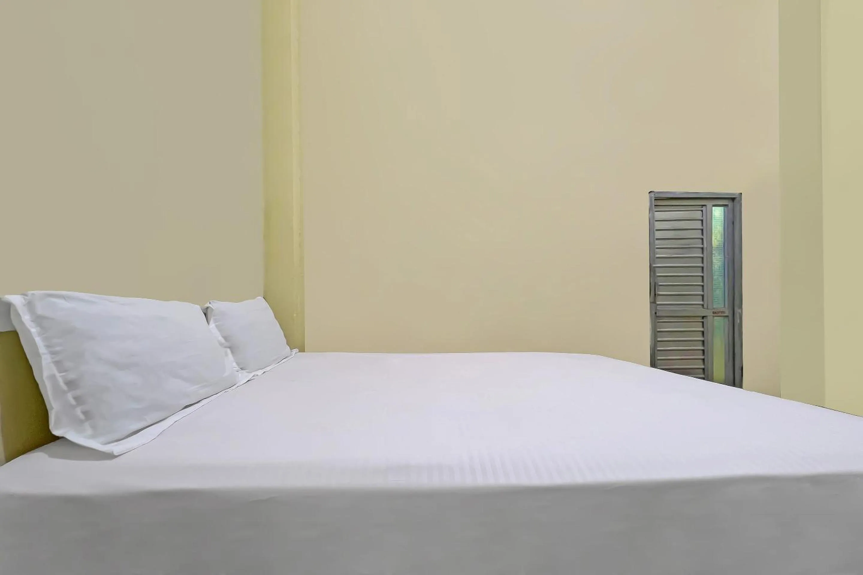 Bedroom, Bed in Hotel O Wisma Dg Tata