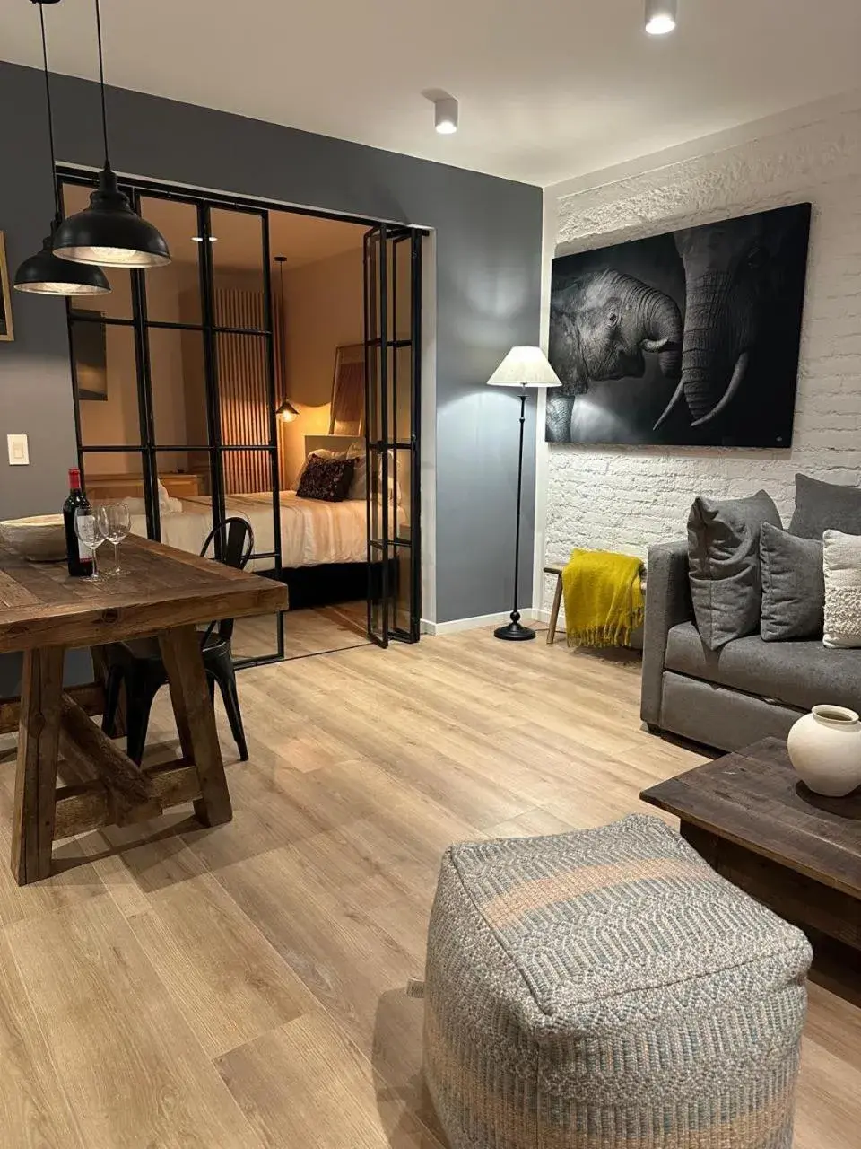 One-Bedroom Apartment in Bright & sweet unit in the heart of Polanco. One-Bedroom Apartment in Bright & sweet unit in the heart of Polanco.