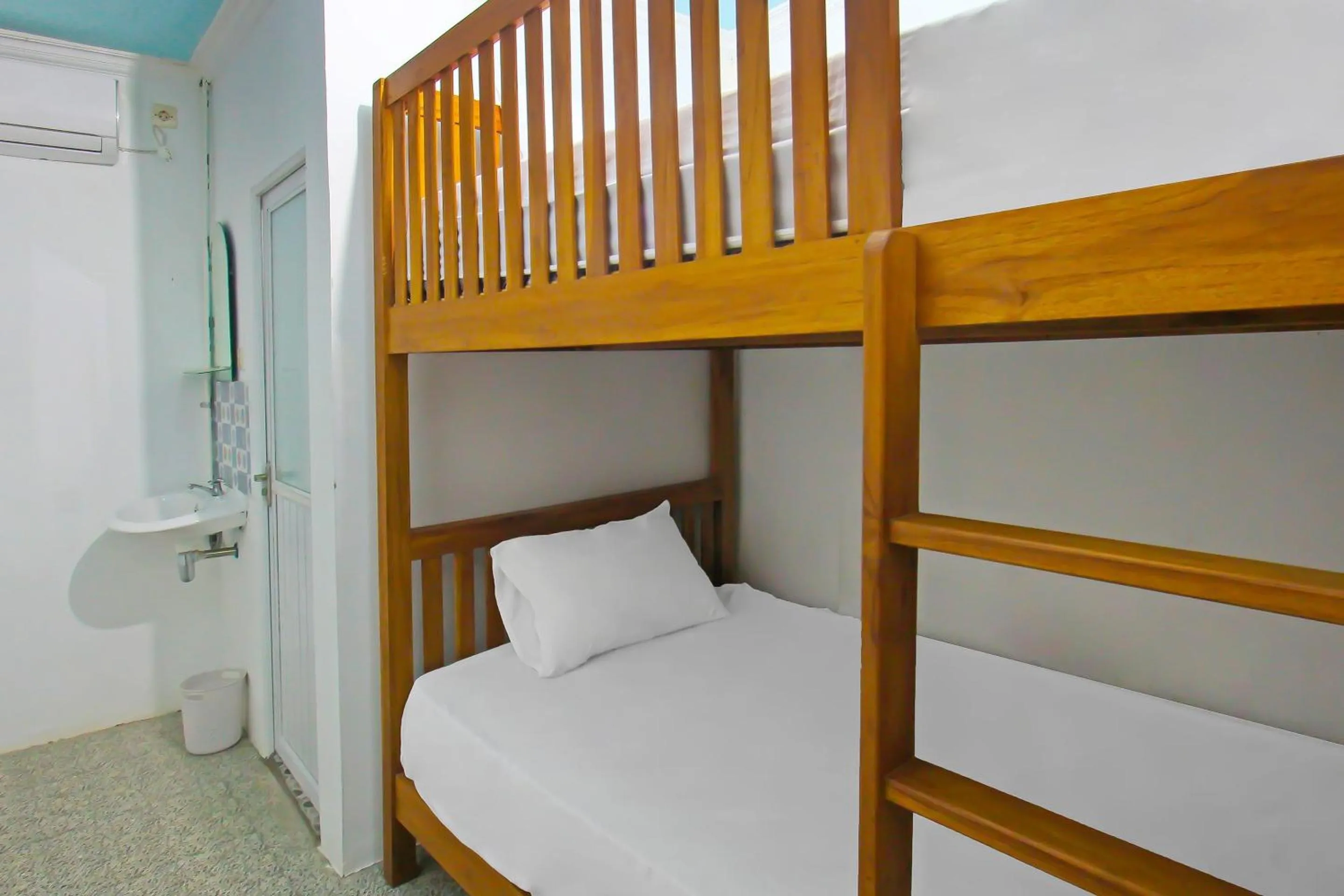 Bedroom, Bed in Hotel O Bale Datu Homestay Near Lapangan Bulutangkis By'u Badminton