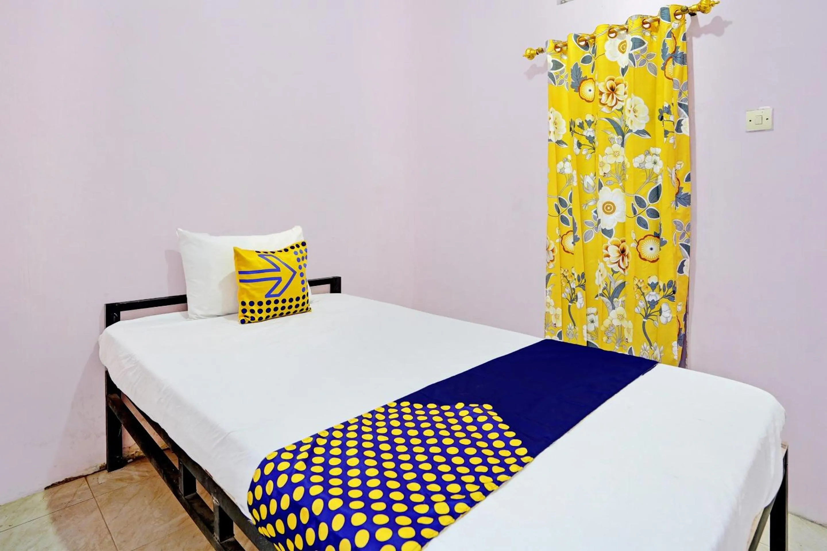 Bedroom, Bed in Hotel O Kemangi Asri Kost