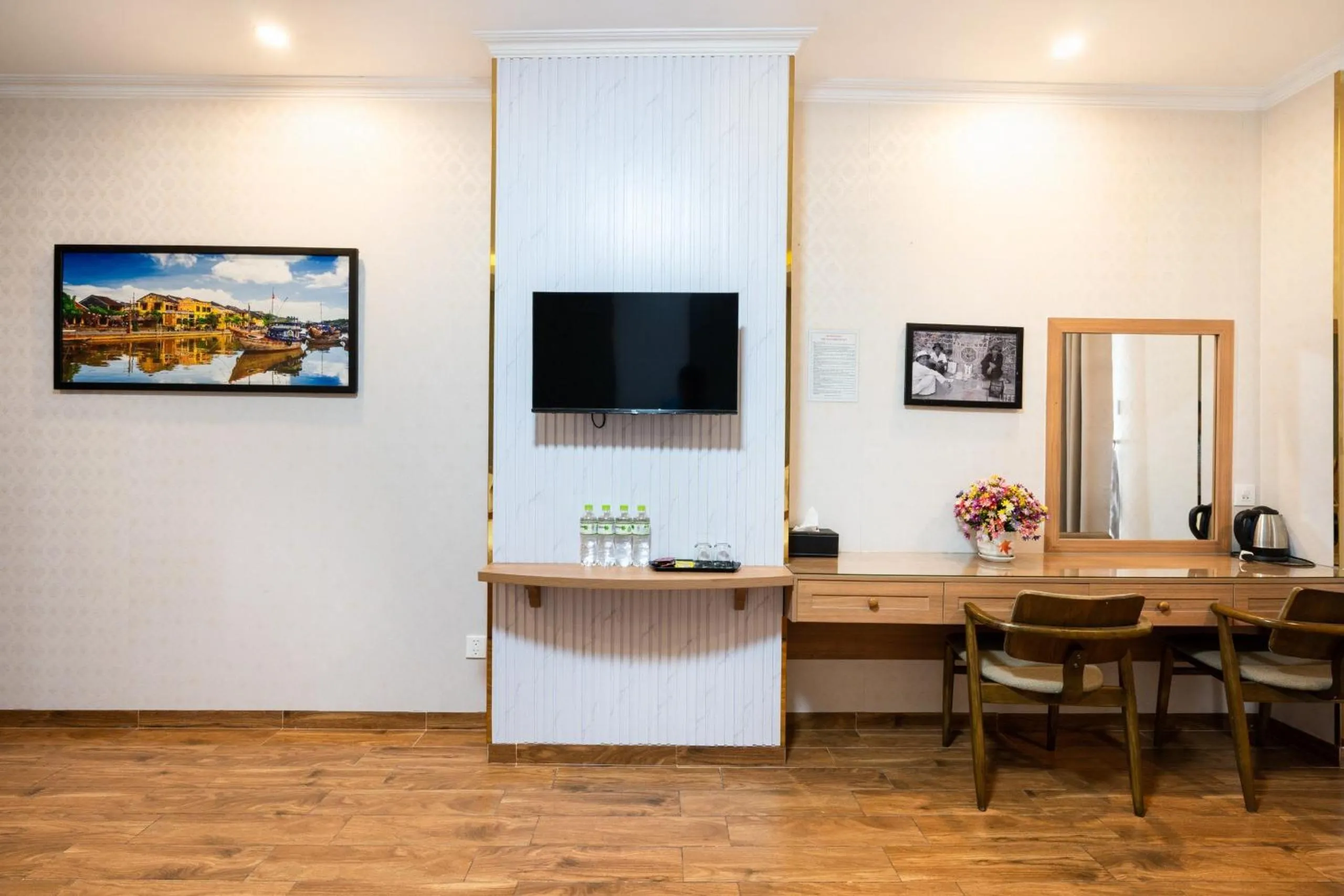 Luna Saigon Hotel - Bui Vien Walking Street