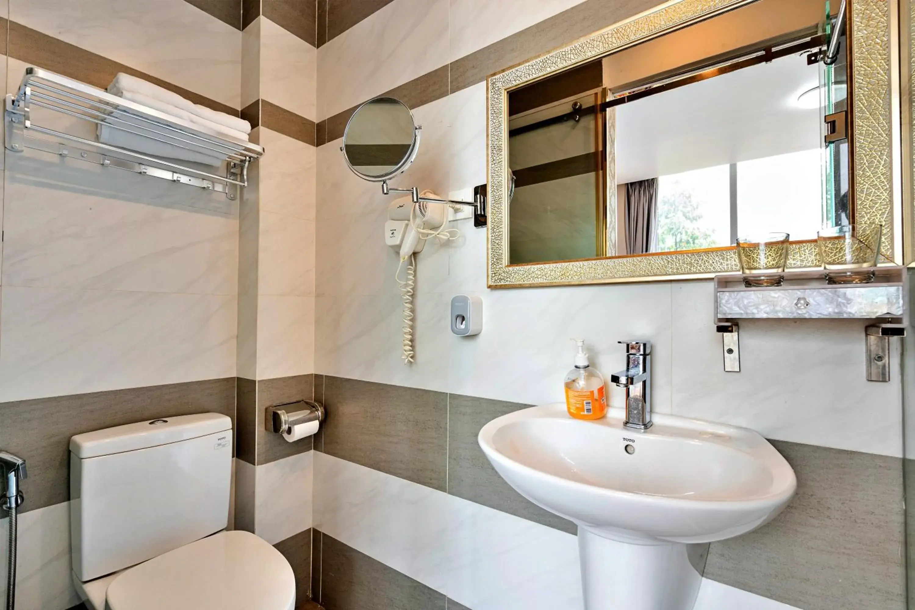 Luna Saigon Hotel - Bui Vien Walking Street Luna Saigon Hotel - Bui Vien Walking Street