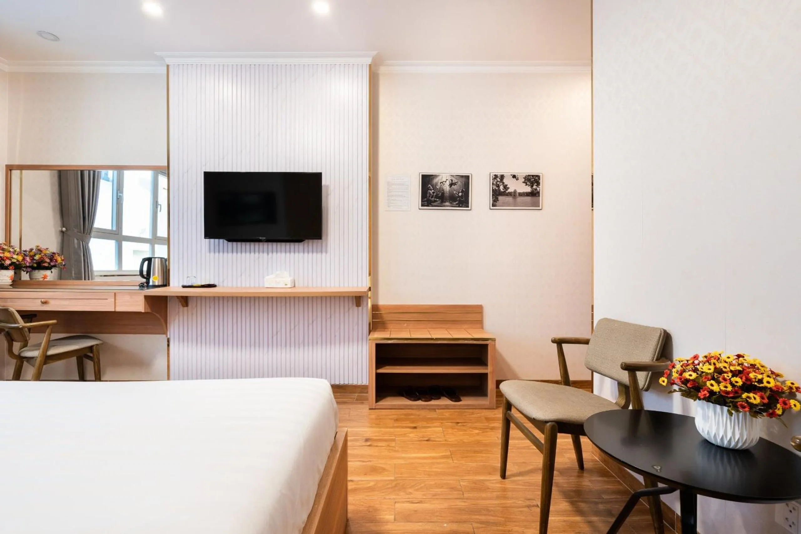 Luna Saigon Hotel - Bui Vien Walking Street