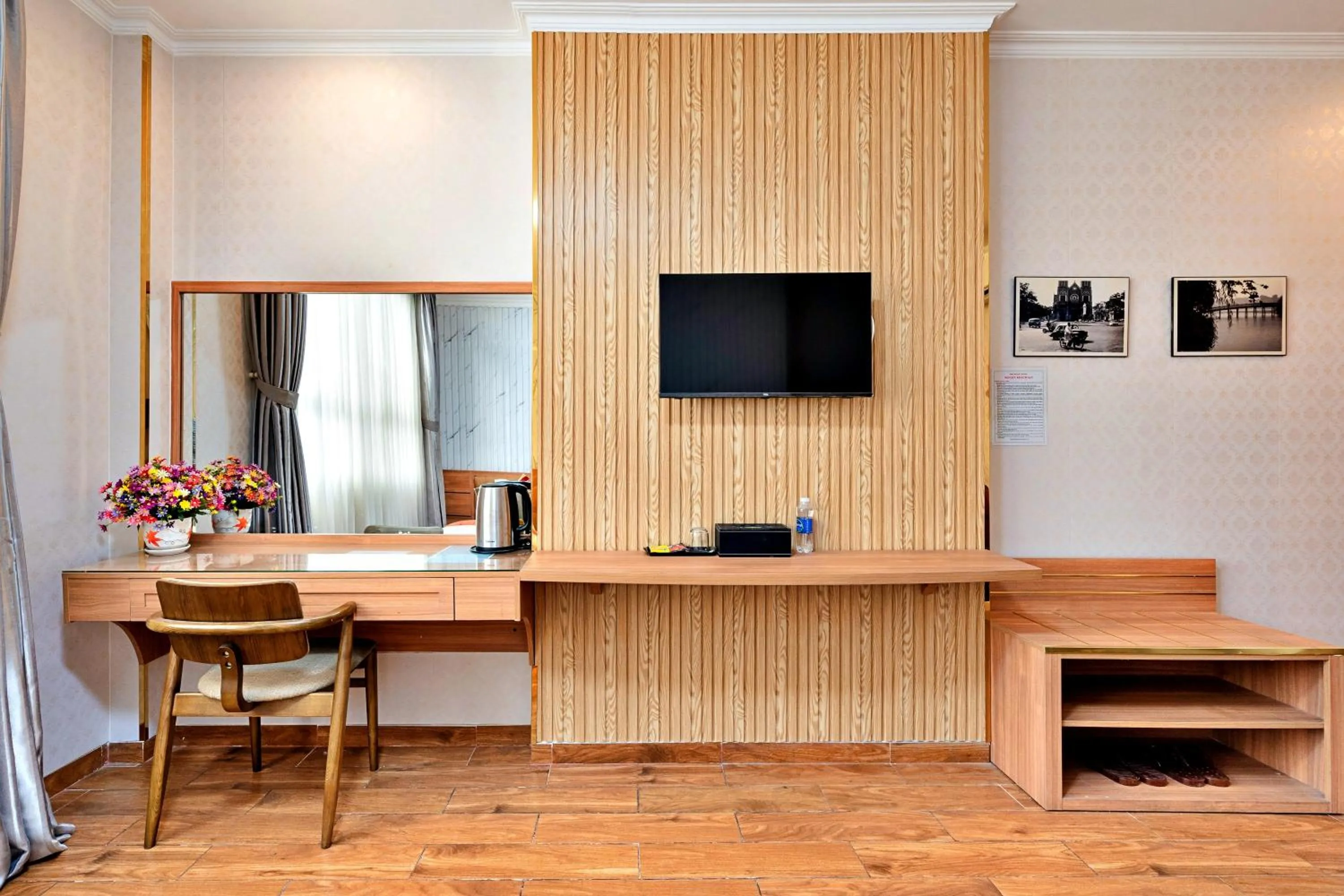 Luna Saigon Hotel - Bui Vien Walking Street