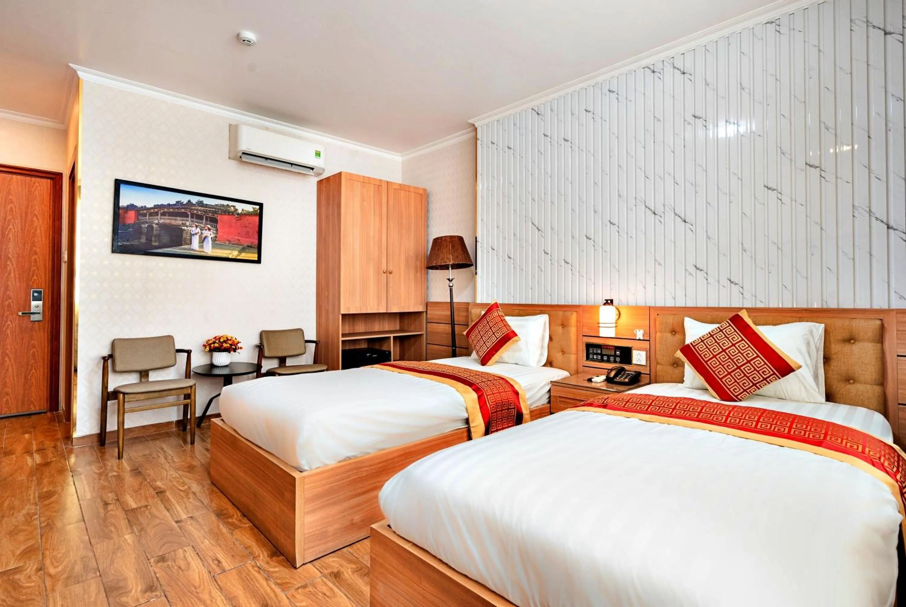 Photo of the whole room, Bed in Luna Saigon Hotel - Bui Vien Walking Street
