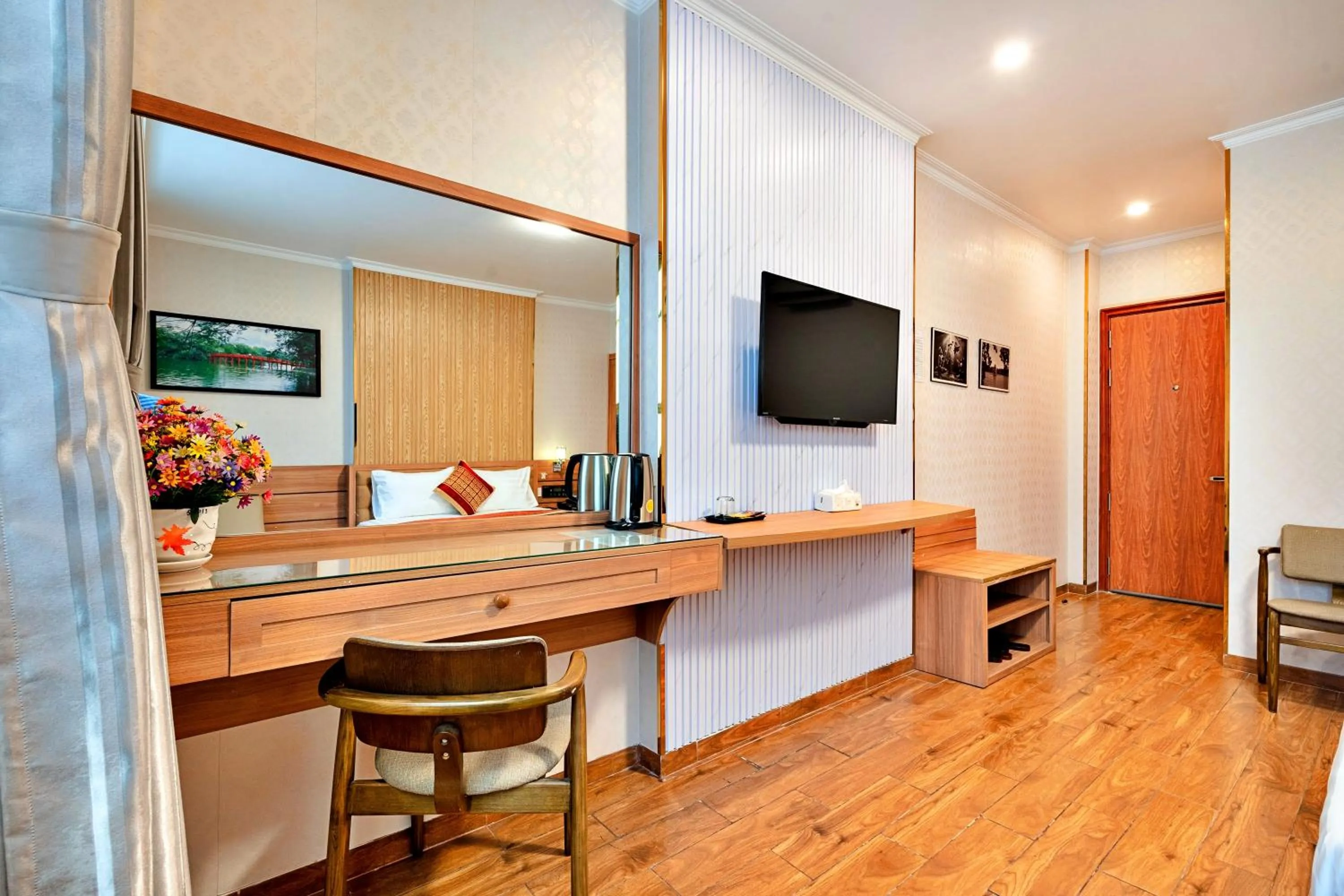 Bed in Luna Saigon Hotel - Bui Vien Walking Street