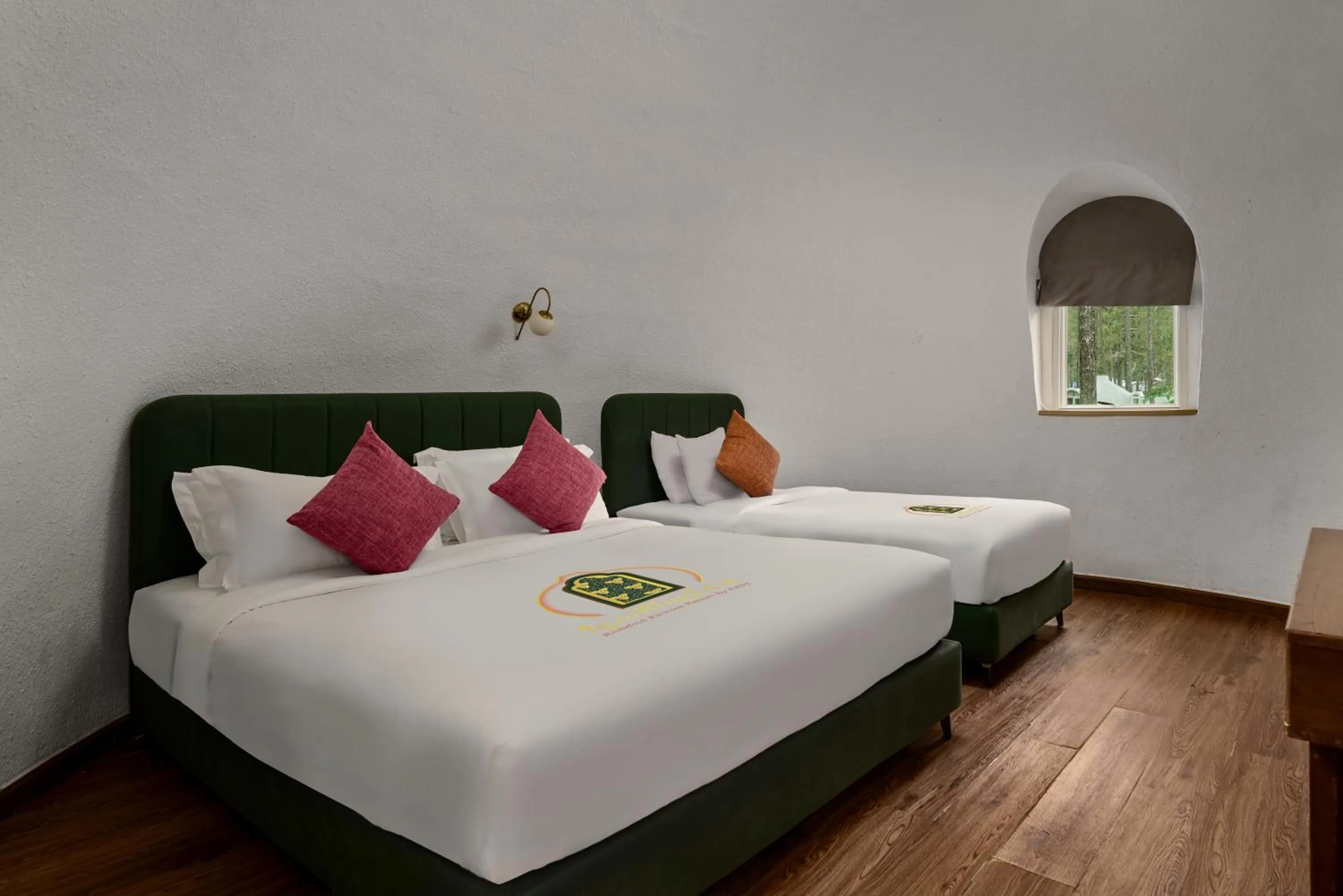 Bedroom, Bed in Romdoul Kirirom Resort by EHM