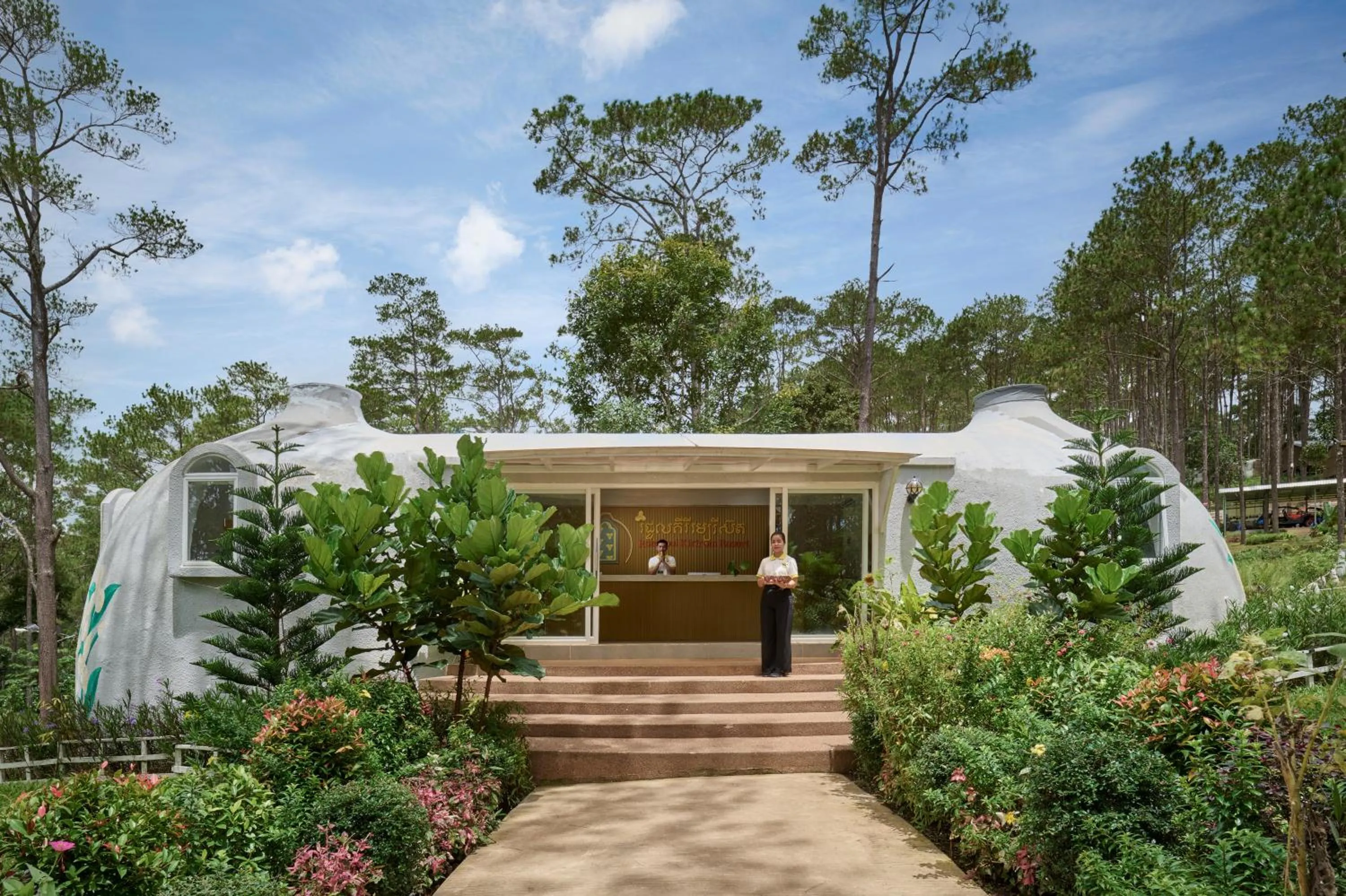 Lobby or reception in Romdoul Kirirom Resort by EHM