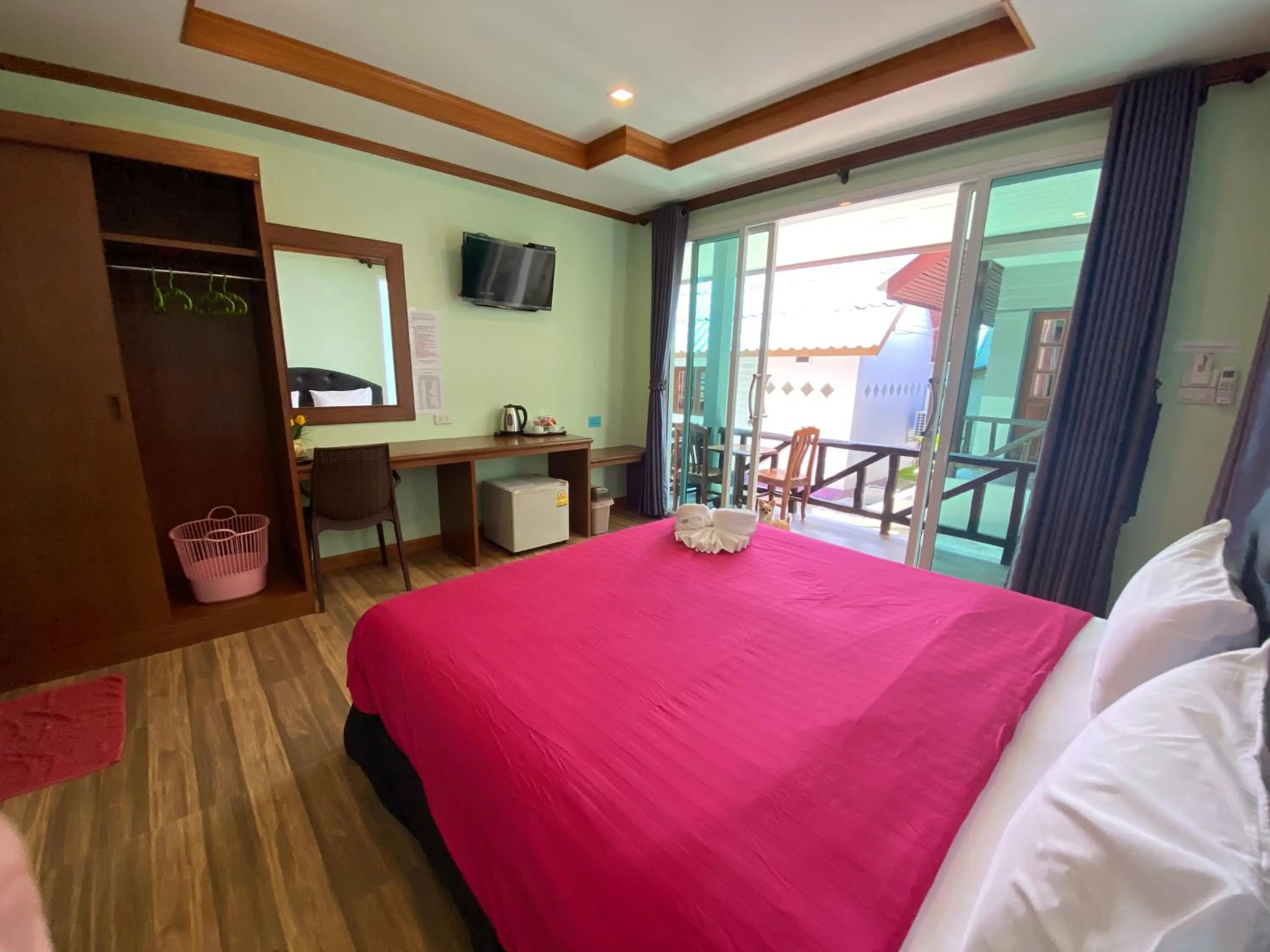 Bed in Sangaroon Bungalow