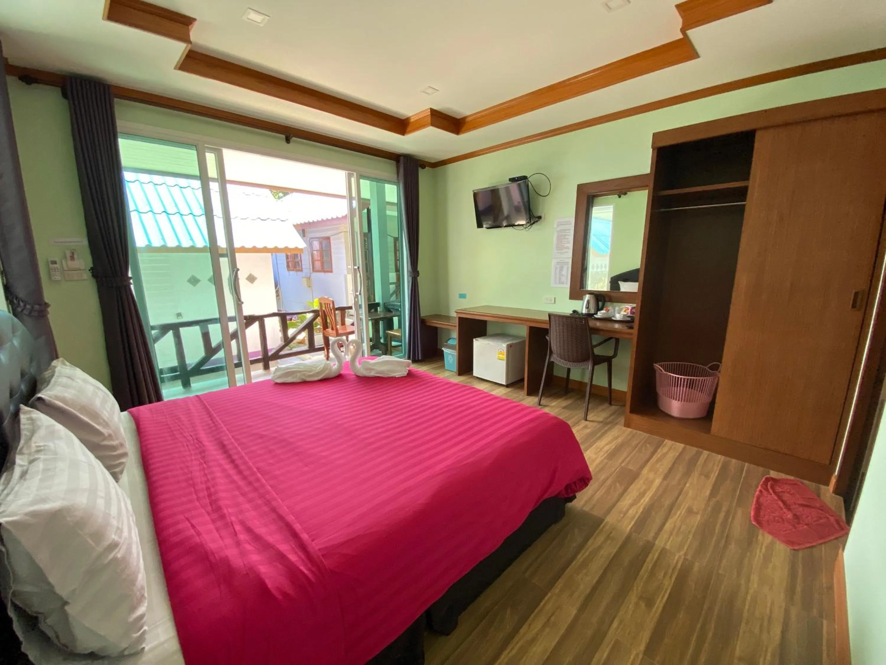 Bed in Sangaroon Bungalow