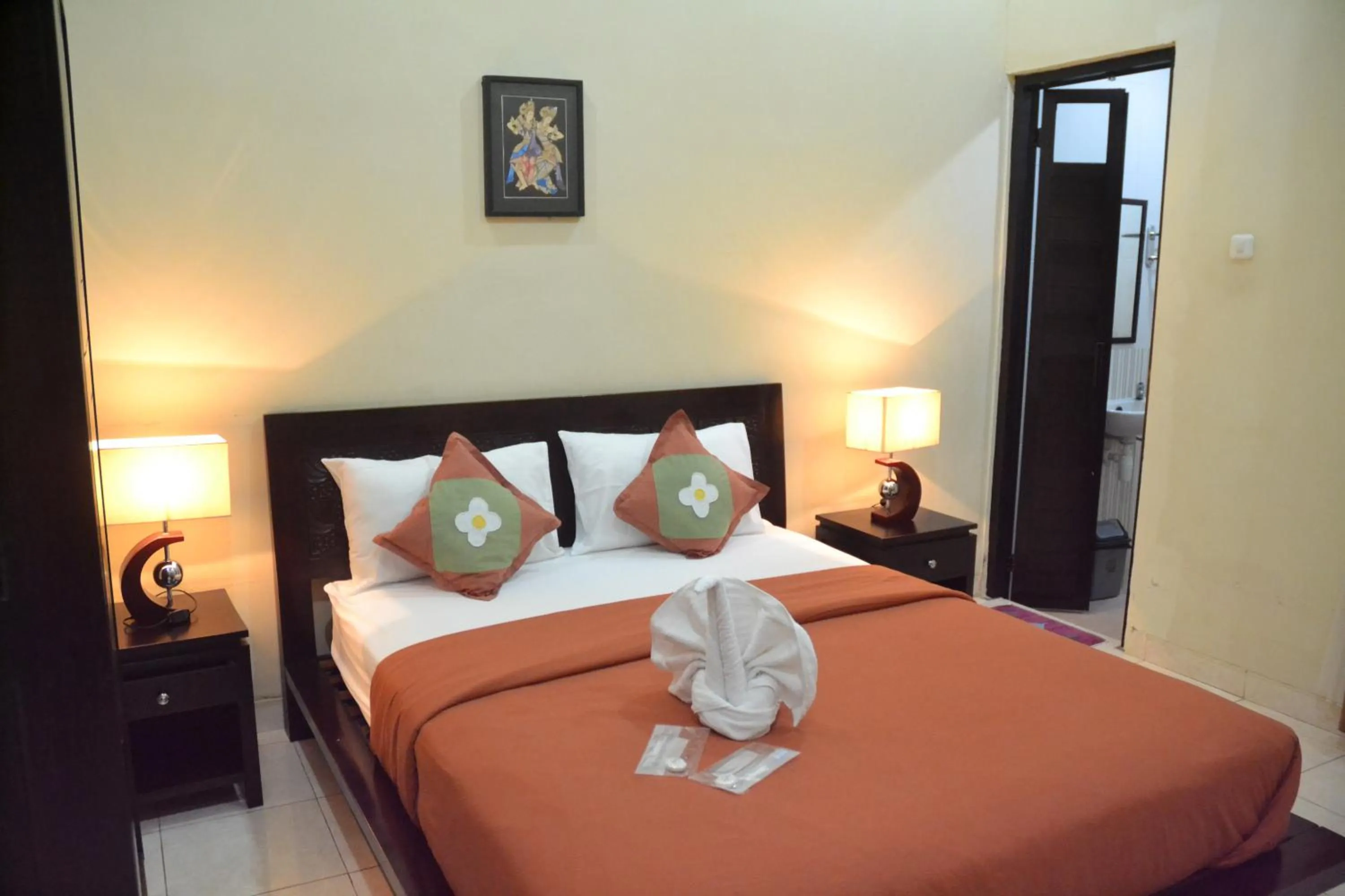 Bedroom, Bed in Roemah Canting Homestay