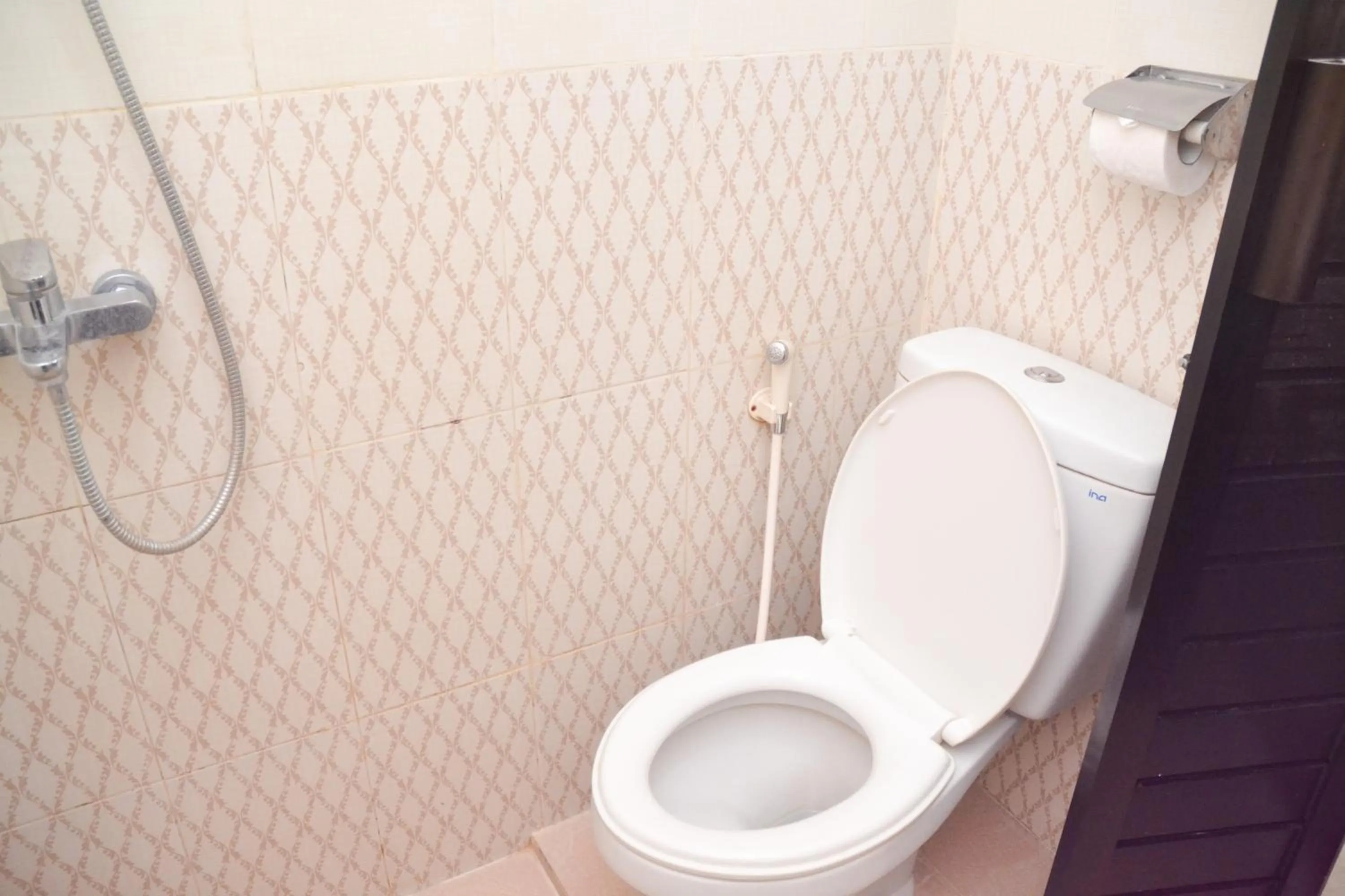 Bathroom in Roemah Canting Homestay