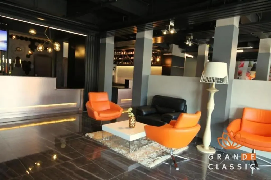 Seating area in GranDE Classic Pattaya