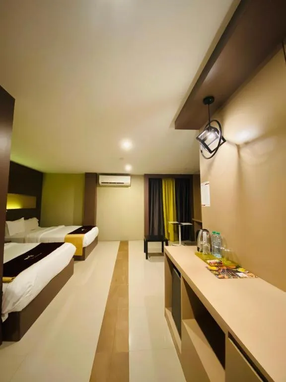 Photo of the whole room, Bed in GranDE Classic Pattaya