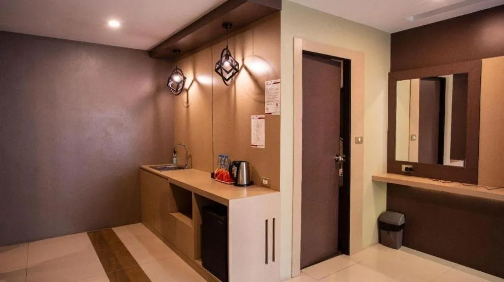 Coffee/tea facilities in GranDE Classic Pattaya