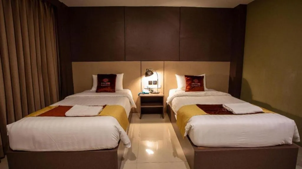 Photo of the whole room, Bed in GranDE Classic Pattaya