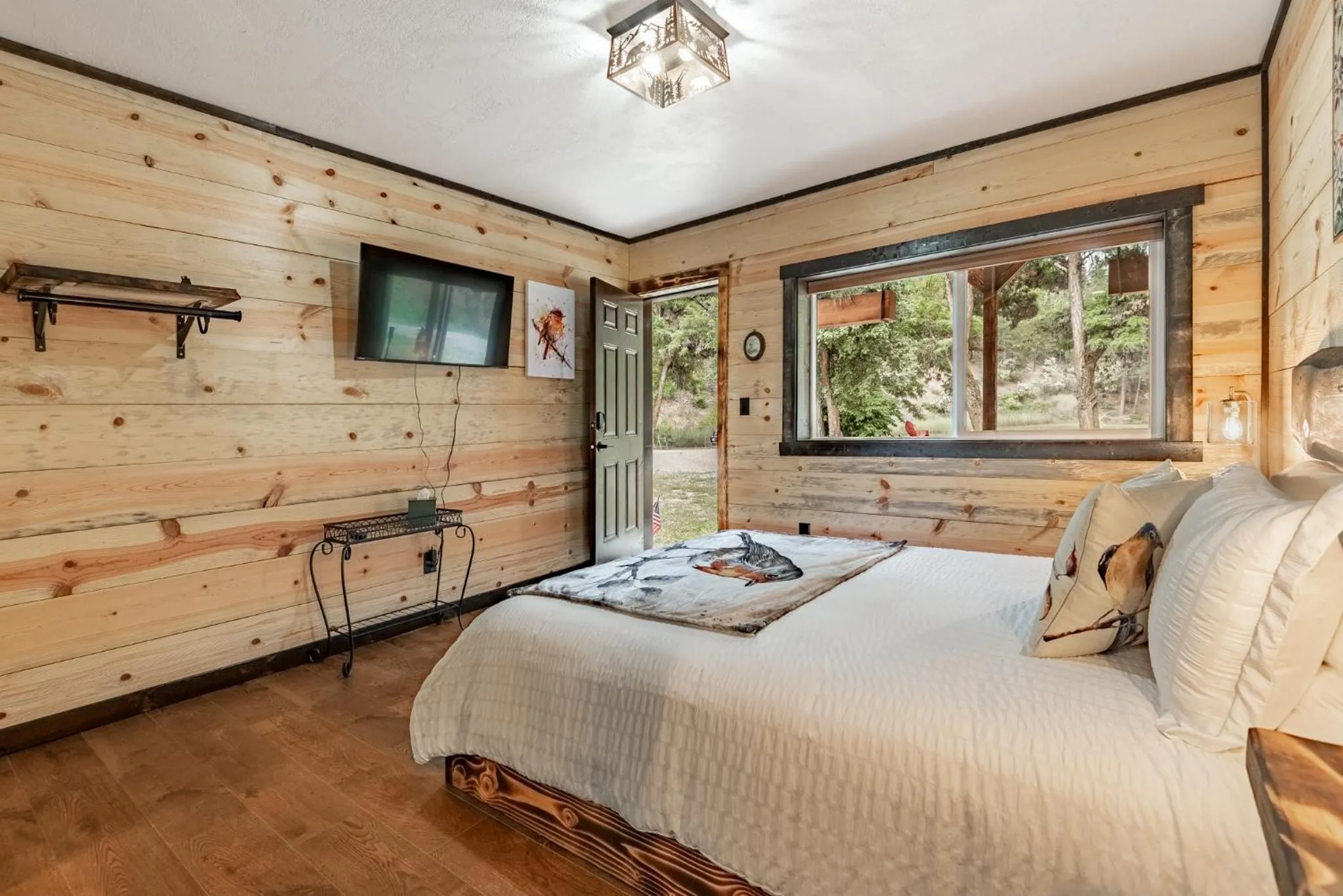 Bed in Lake Village Lodge